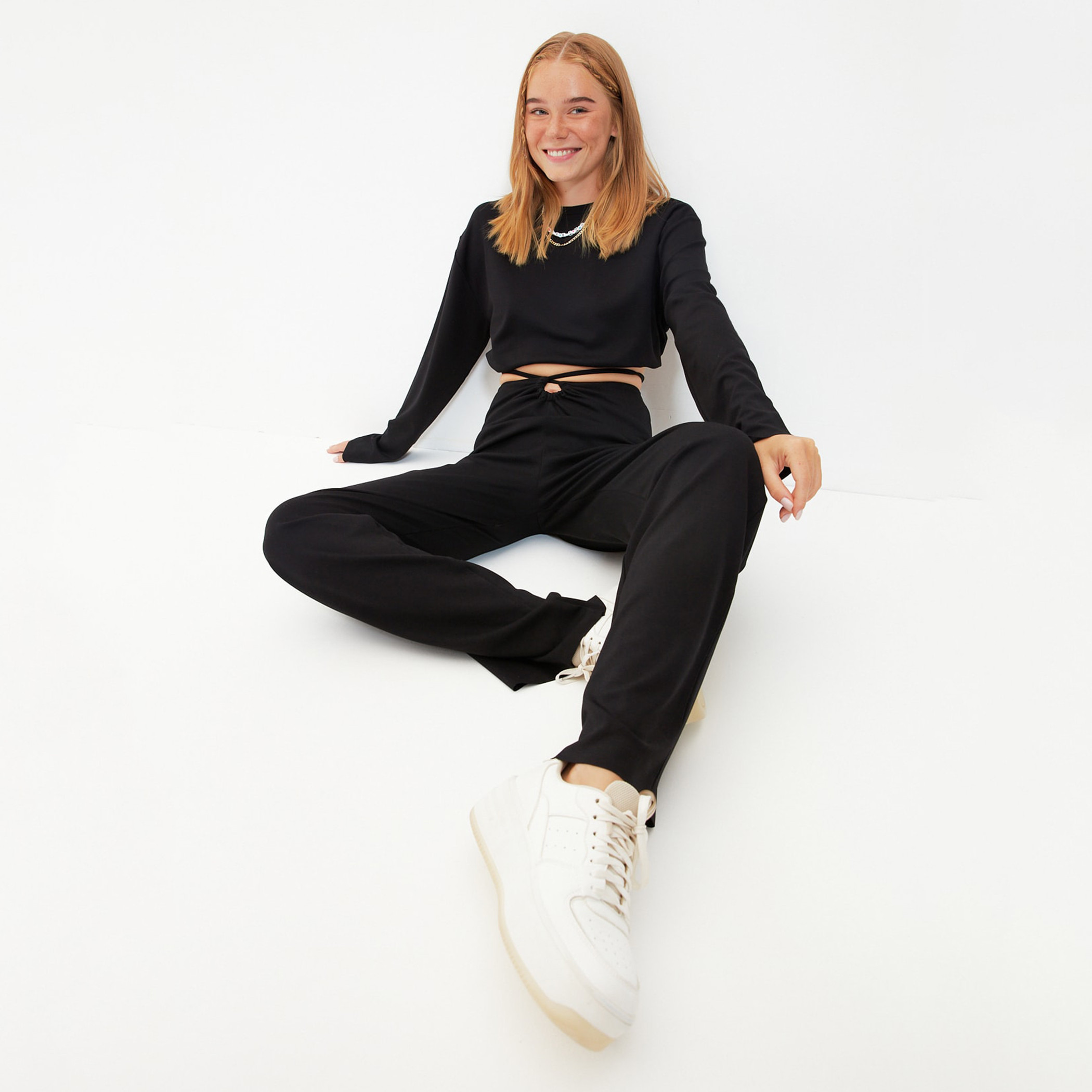 ترينديول أسود بنطال-women-clothing-coordsets-image-6
