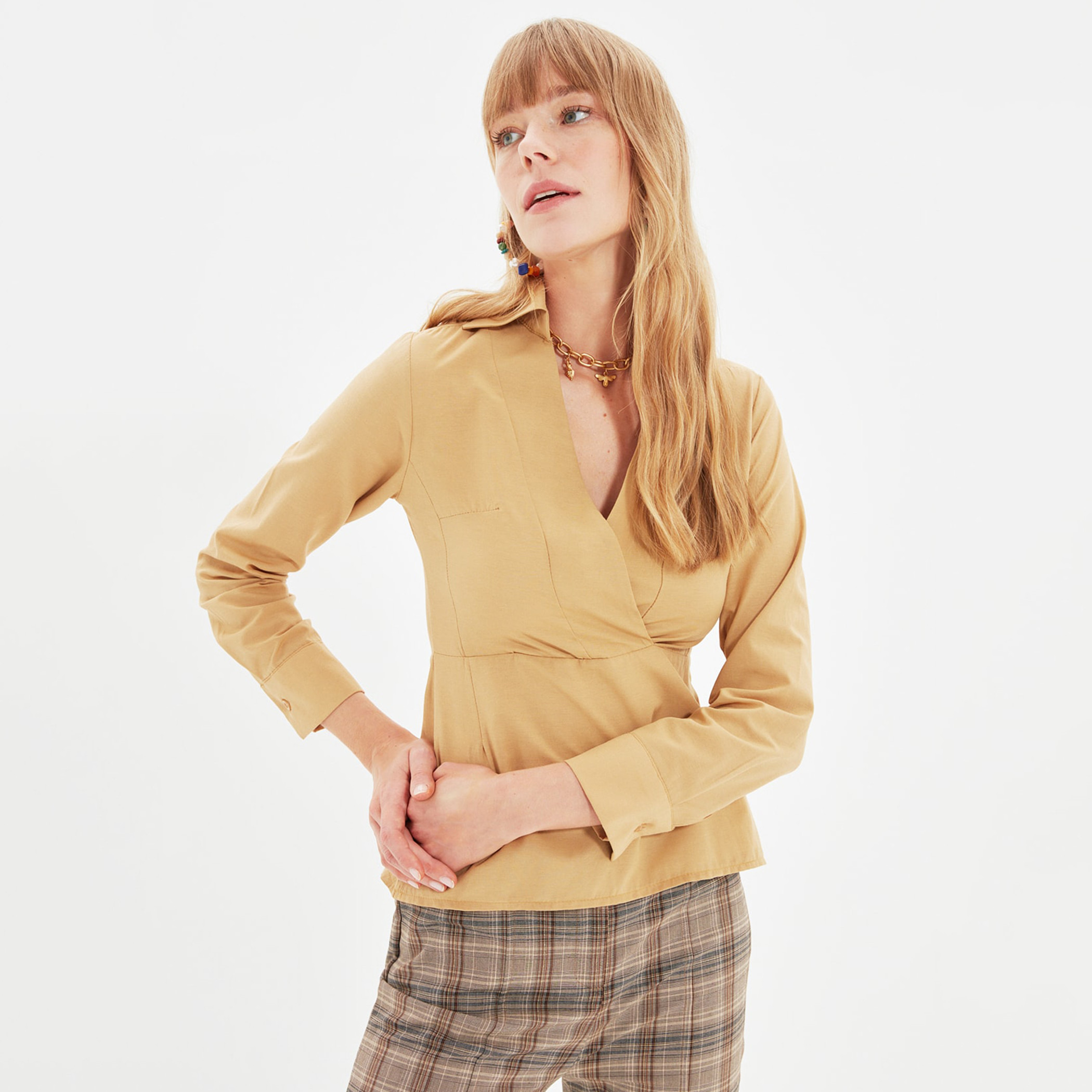 Trendyol Women Solid Collared Neck Blouse-women-clothing-shirtsandblouses-blouses-image-1