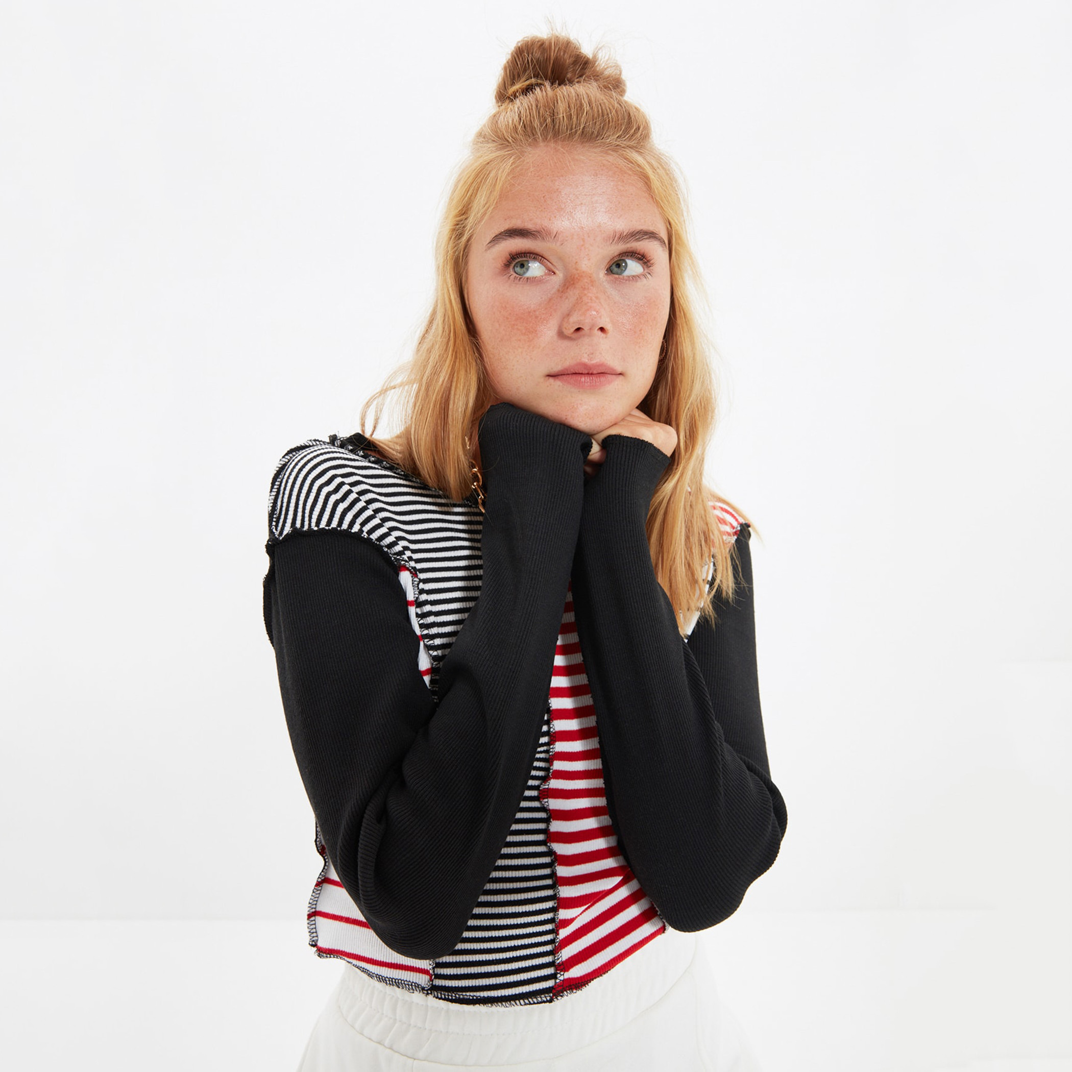 Trendyol Women Knitted Round Neck Blouse-women-clothing-shirtsandblouses-blouses-image-3