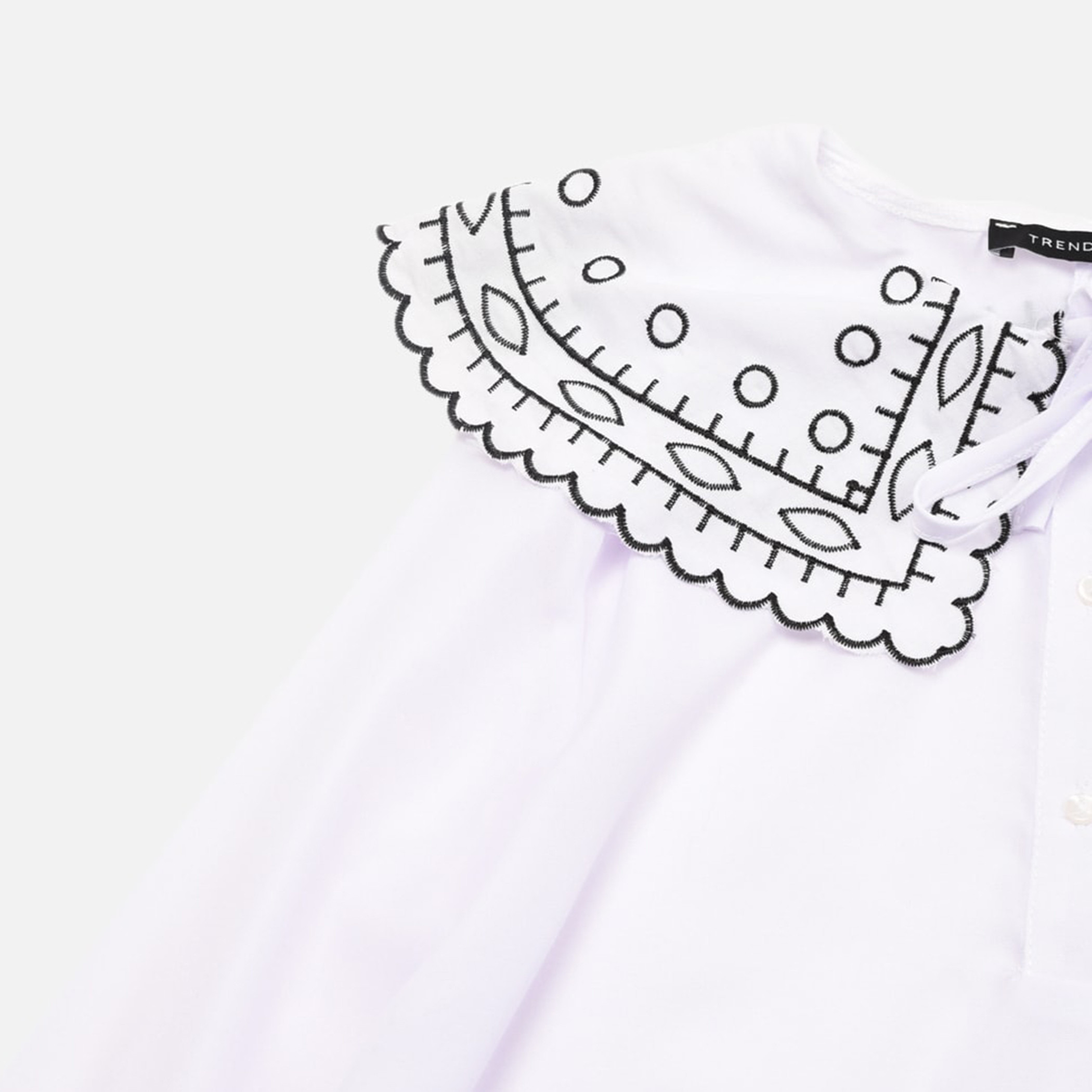 Trendyol Women Embroidered Long Sleeves Blouse-women-clothing-shirtsandblouses-blouses-image-5