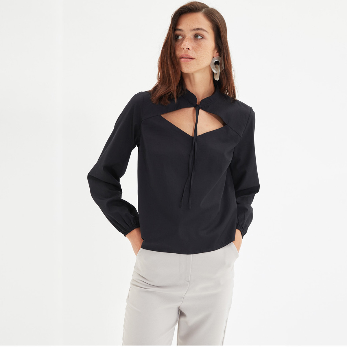 ترينديول أسود قميص-women-clothing-shirtsandblouses-blouses-image-1