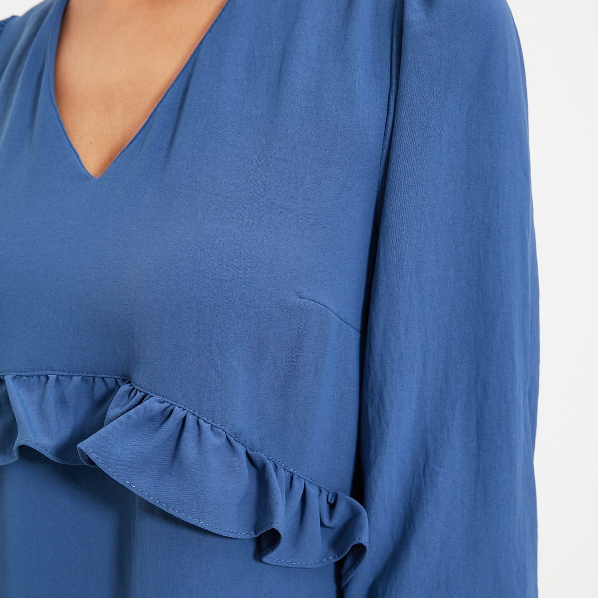 Trendyol Women Solid V-Neck Midi Dress-women-clothing-dresses-image-4