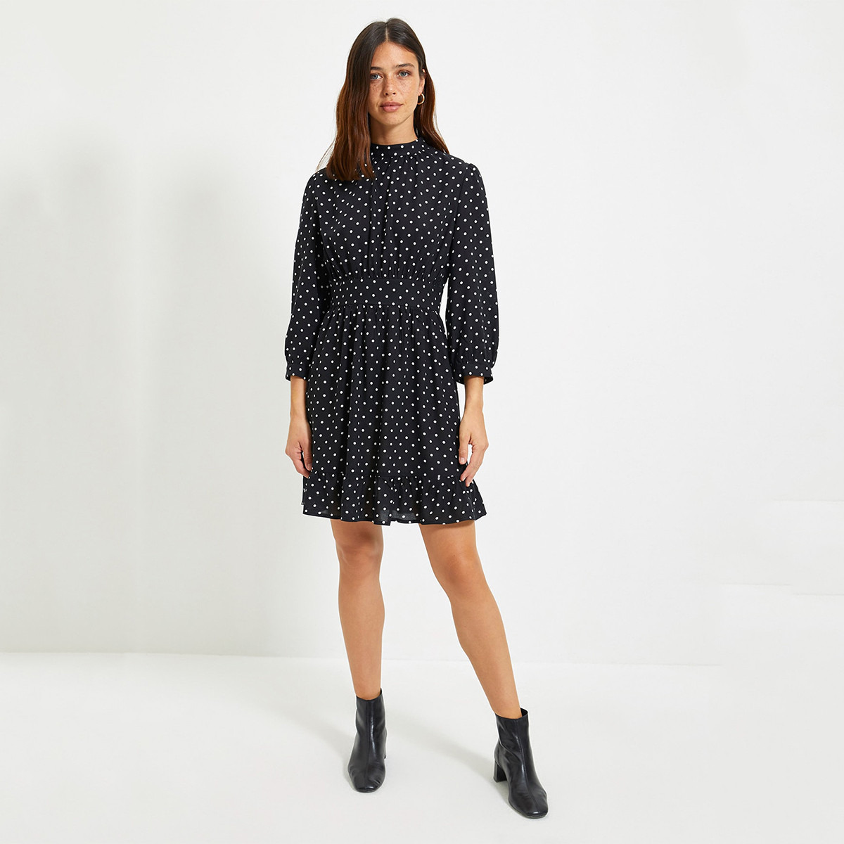 ترينديول أسود قصير فستان-women-clothing-dresses-image-2
