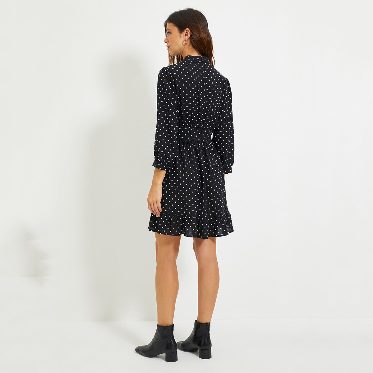 ترينديول أسود قصير فستان-women-clothing-dresses-image-5
