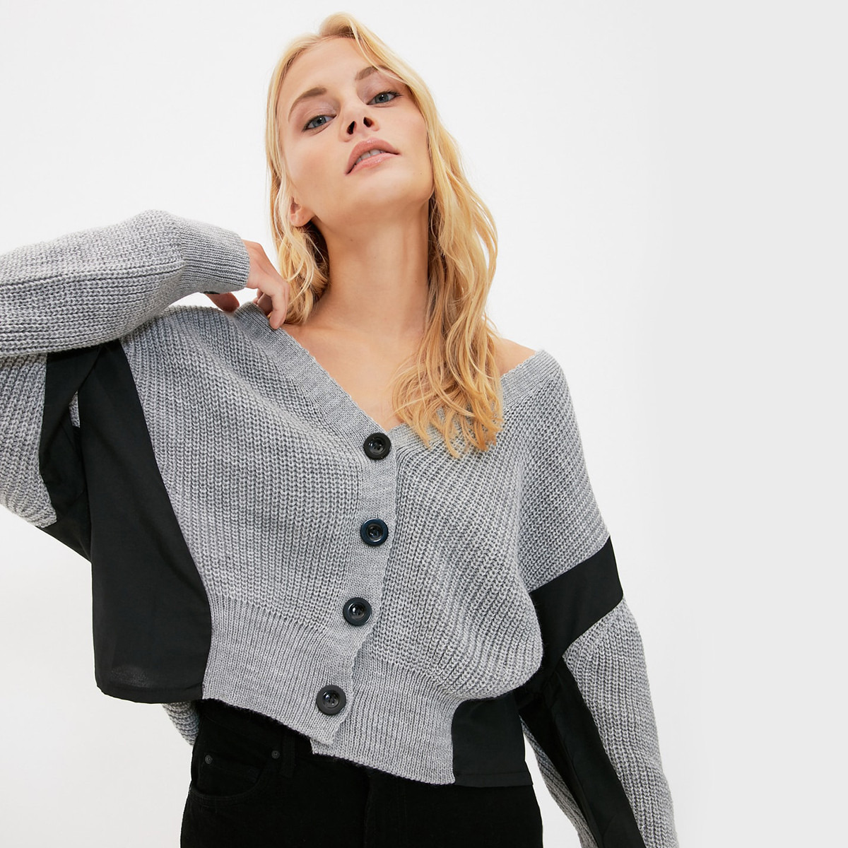 ترينديول رمادي بالأزرار-women-winterwear-cardigansandjumpers-cardigans-image-5