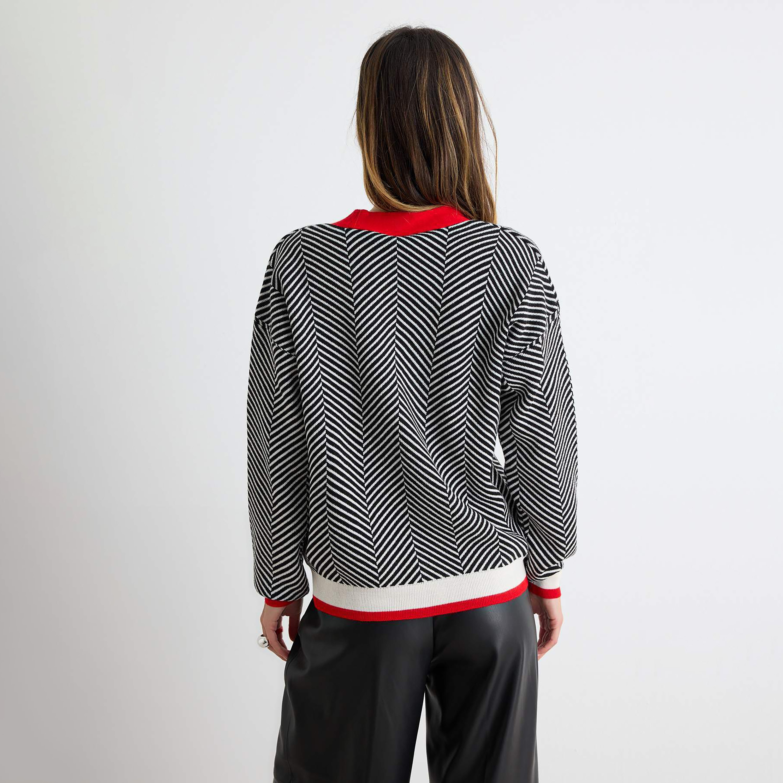 Trendyol Women Striped V-Neck Cardigan-women-winterwear-cardigansandjumpers-cardigans-image-4