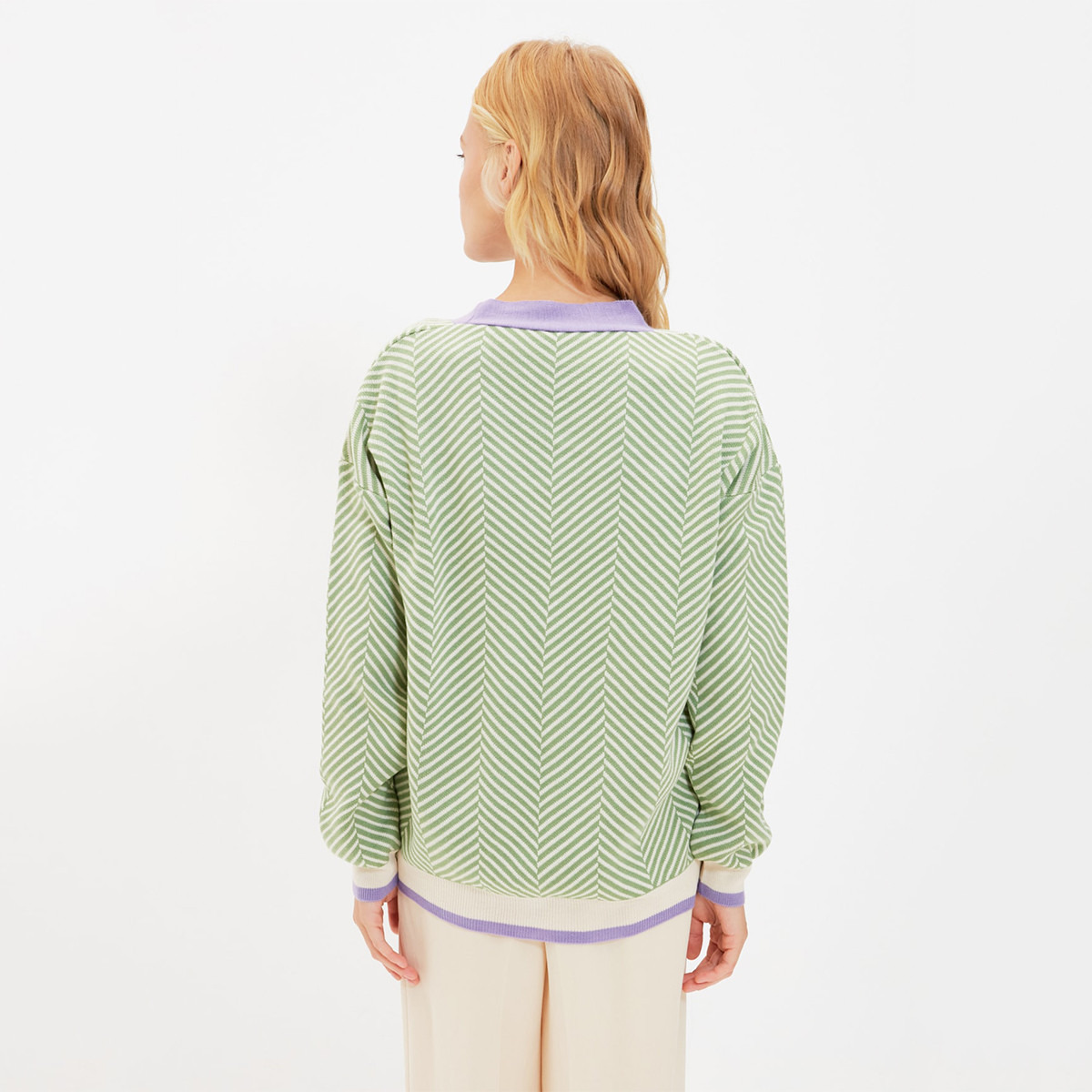 Trendyol Women Striped V-Neck Cardigan-women-winterwear-cardigansandjumpers-cardigans-image-4