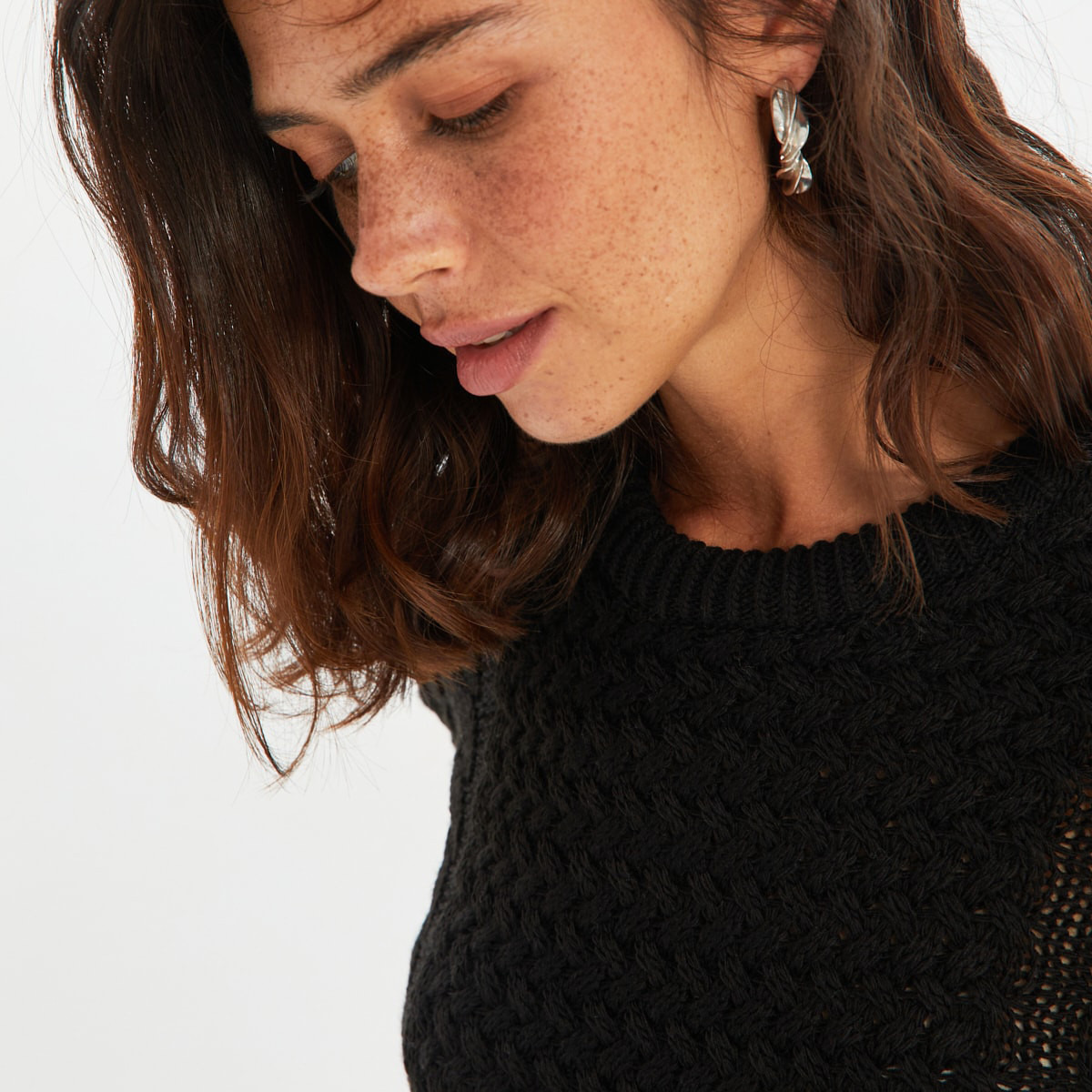 ترينديول أسود بلوفر-women-winterwear-cardigansandjumpers-jumpers-image-3