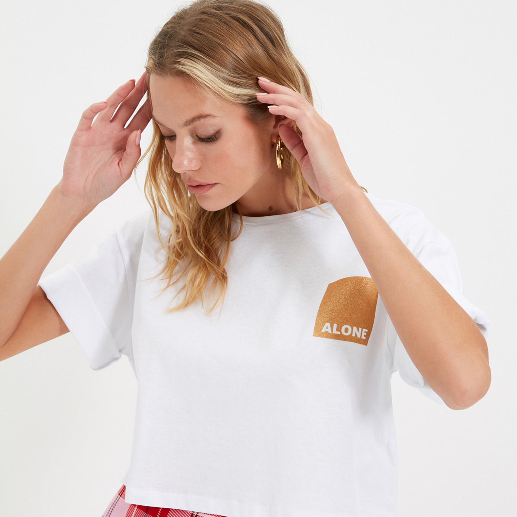 Trendyol Women Solid Round Neck Crop T-Shirt-women-clothing-tshirts-image-1