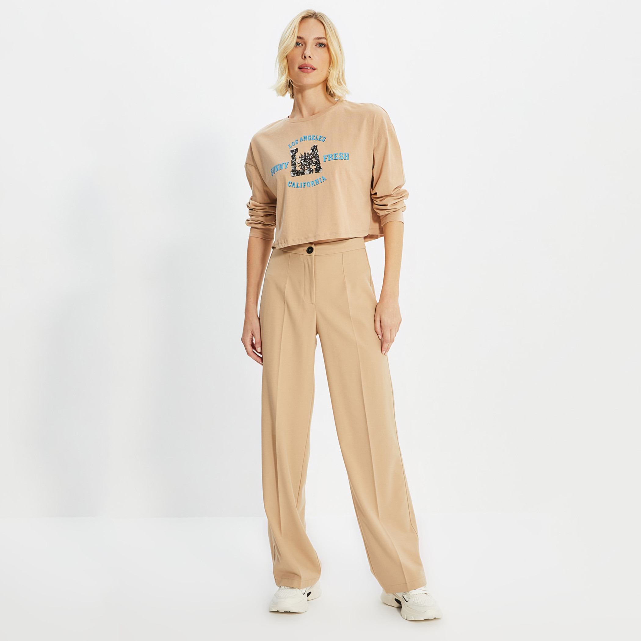 Trendyol Women Printed Round Neck Crop T-Shirt-PROMO_CP_OM_BUY6GET20PEROFF_1234-image-3