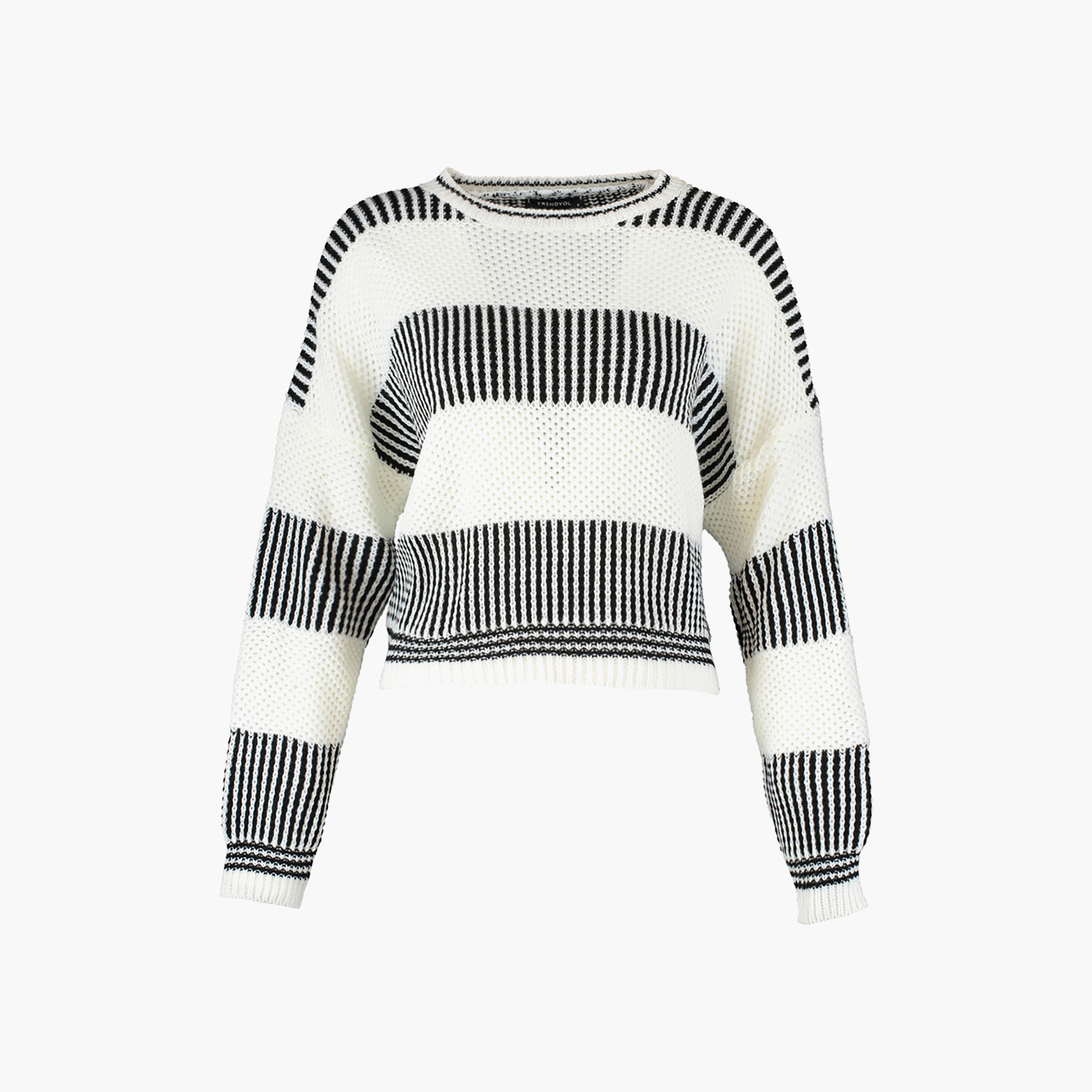 بلوفر حريمي أبيض بتصميم ألوان متباينة وأكمام ساقطة من ترينديول ميلا-women-winterwear-cardigansandjumpers-jumpers-image-6