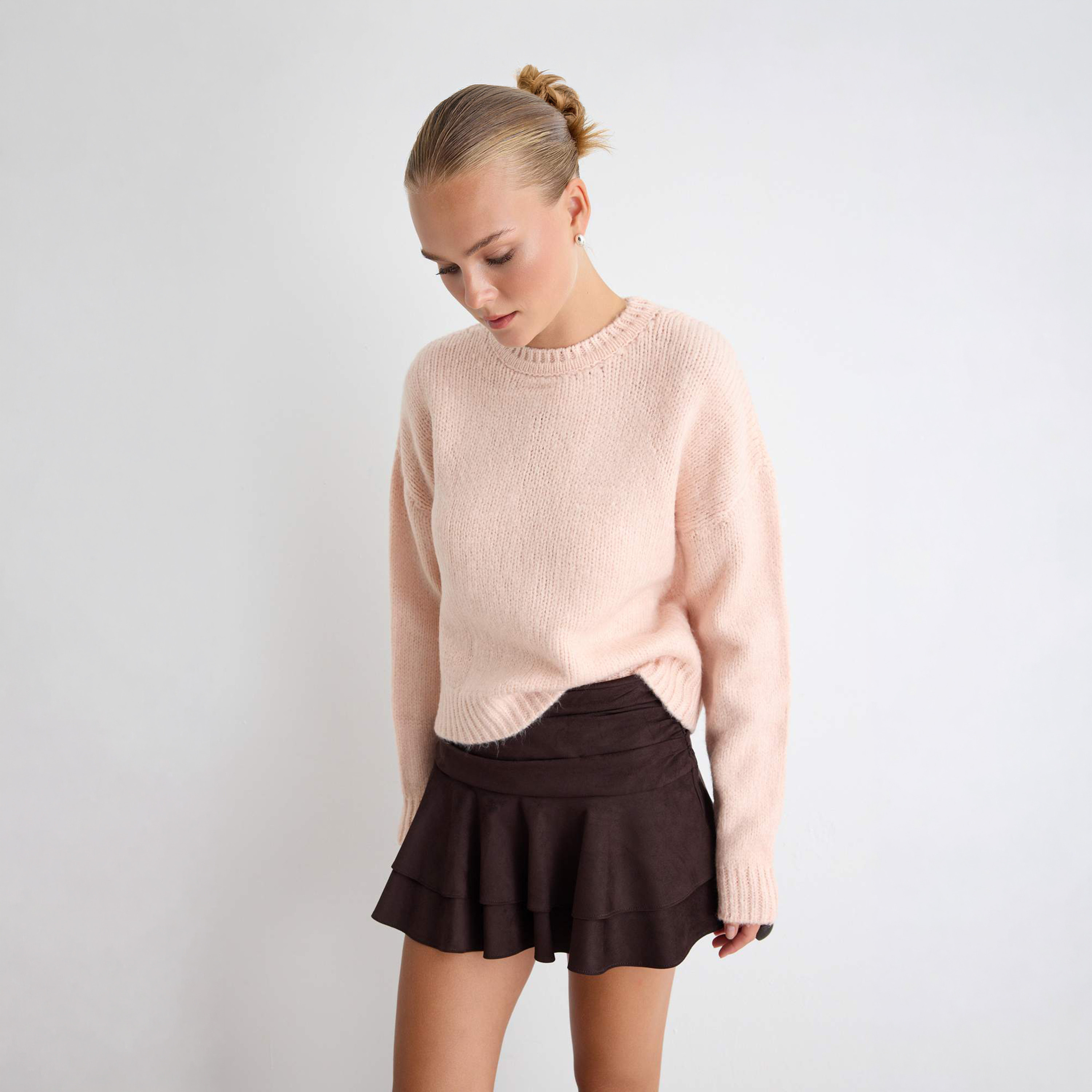 بلوفر حريمي بأكمام منسدلة من تريندyol ميلا-women-winterwear-cardigansandjumpers-jumpers-image-1