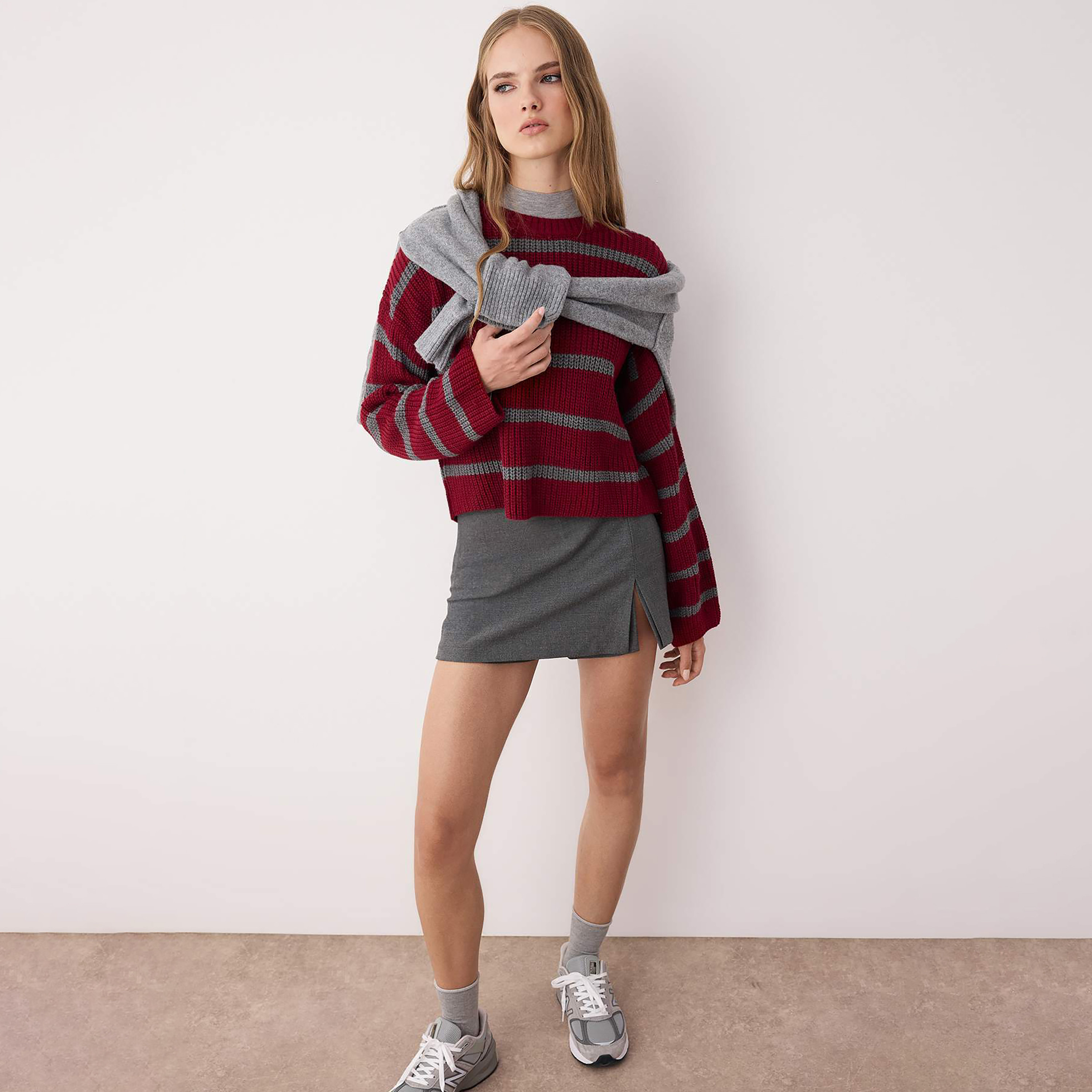 بلوفر حريمي مخطط بأكمام مسدلة من تريندyول ميلا-women-winterwear-cardigansandjumpers-jumpers-image-2