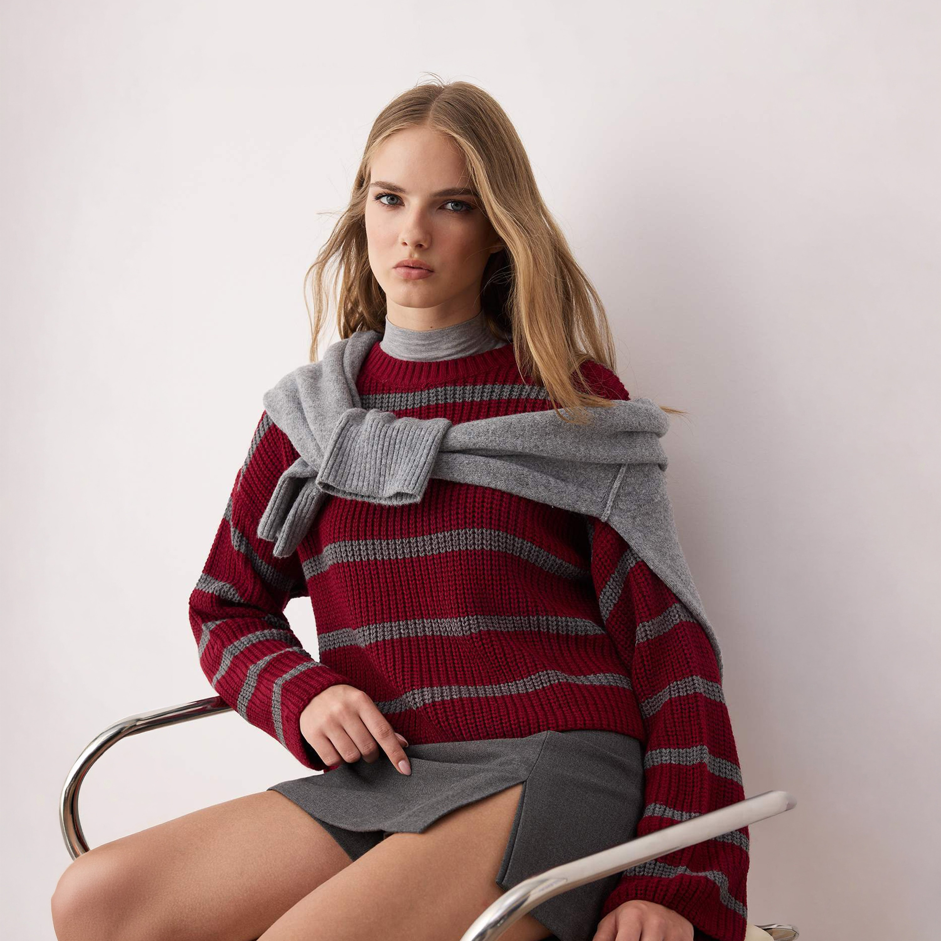 بلوفر حريمي مخطط بأكمام مسدلة من تريندyول ميلا-women-winterwear-cardigansandjumpers-jumpers-image-4