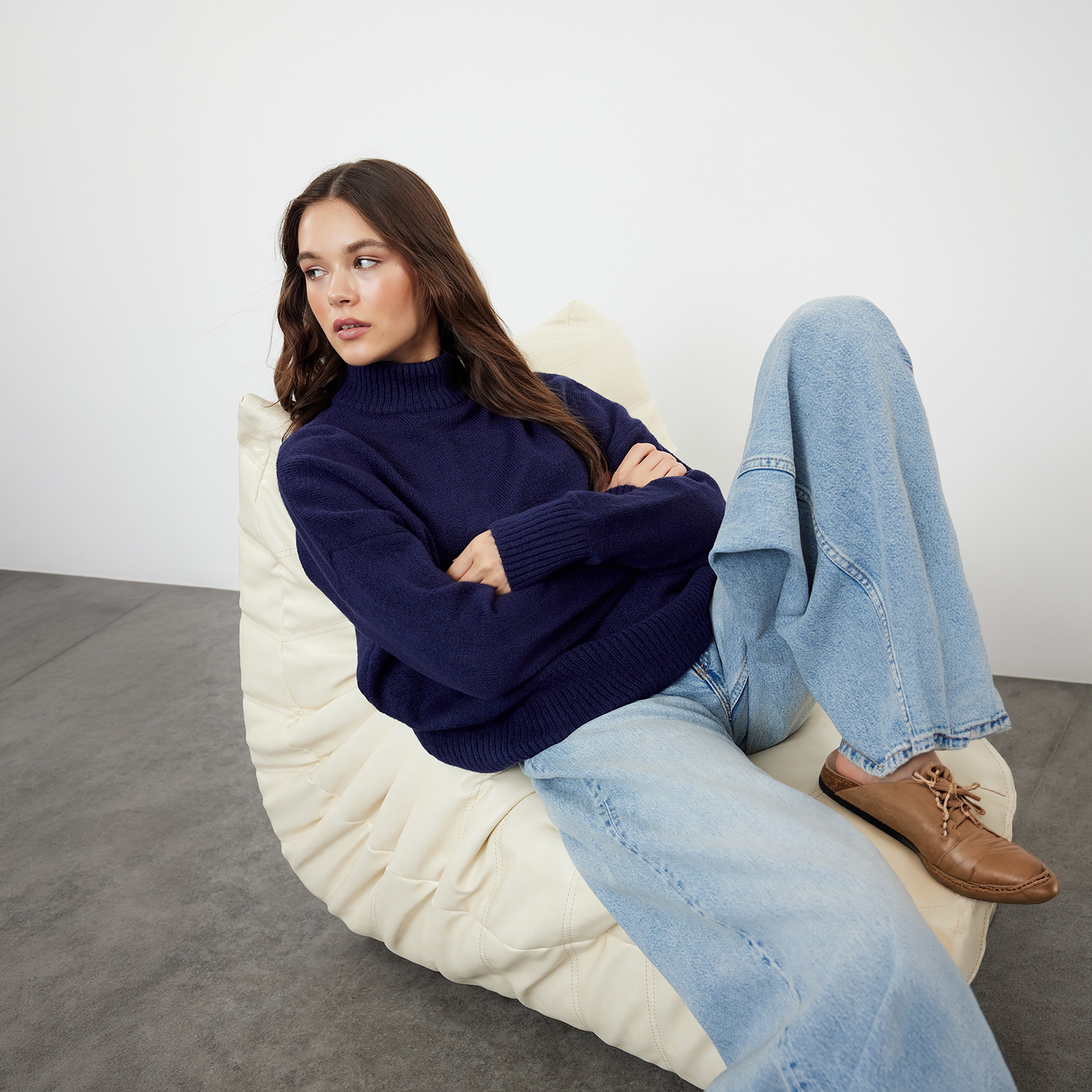 Trendyolmilla Navy High Neck Dropped Sleeves Women's Sweater-women-winterwear-cardigansandjumpers-jumpers-image-3