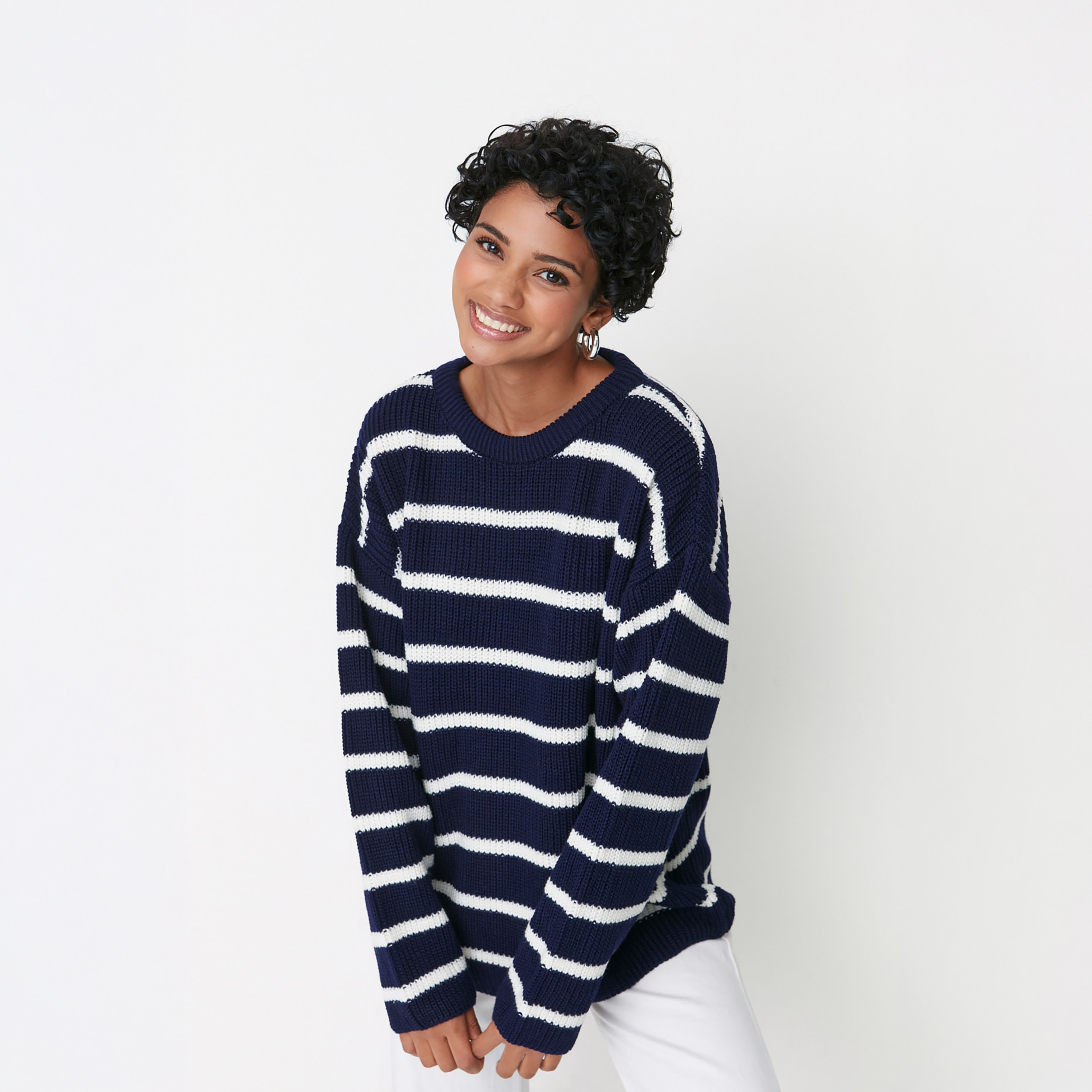بلوفر حريمي مخطط باللون الكحلي بأكمام منسدلة من تريندyol ميلا-women-winterwear-cardigansandjumpers-jumpers-image-4