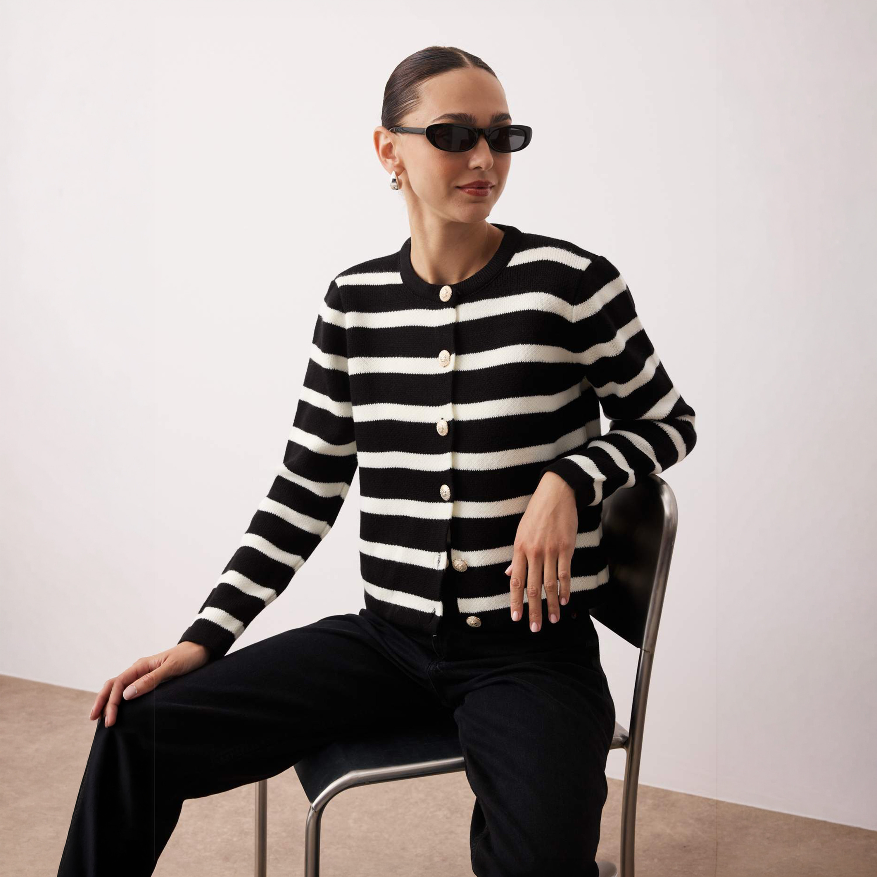 كارديجان حريمي مخطط أسود من ترينديول ميلا-women-winterwear-cardigansandjumpers-cardigans-image-4