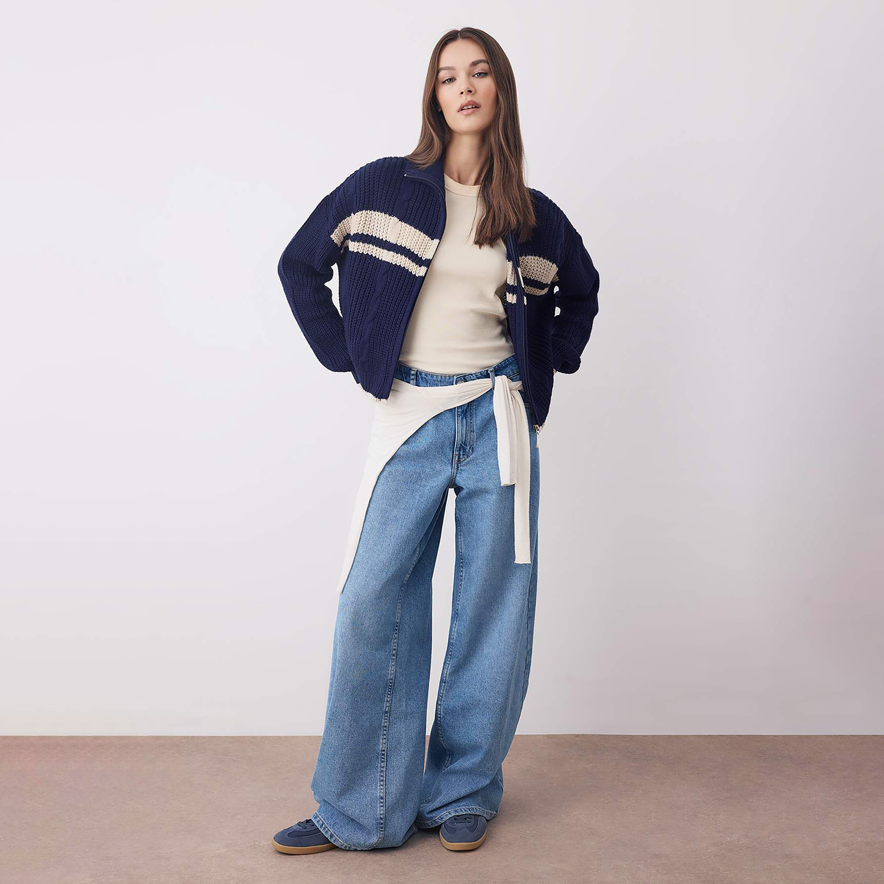Trendyolmilla Color-Blocked Collared Dropped Sleeves Women's Cardigan-women-winterwear-cardigansandjumpers-cardigans-image-2