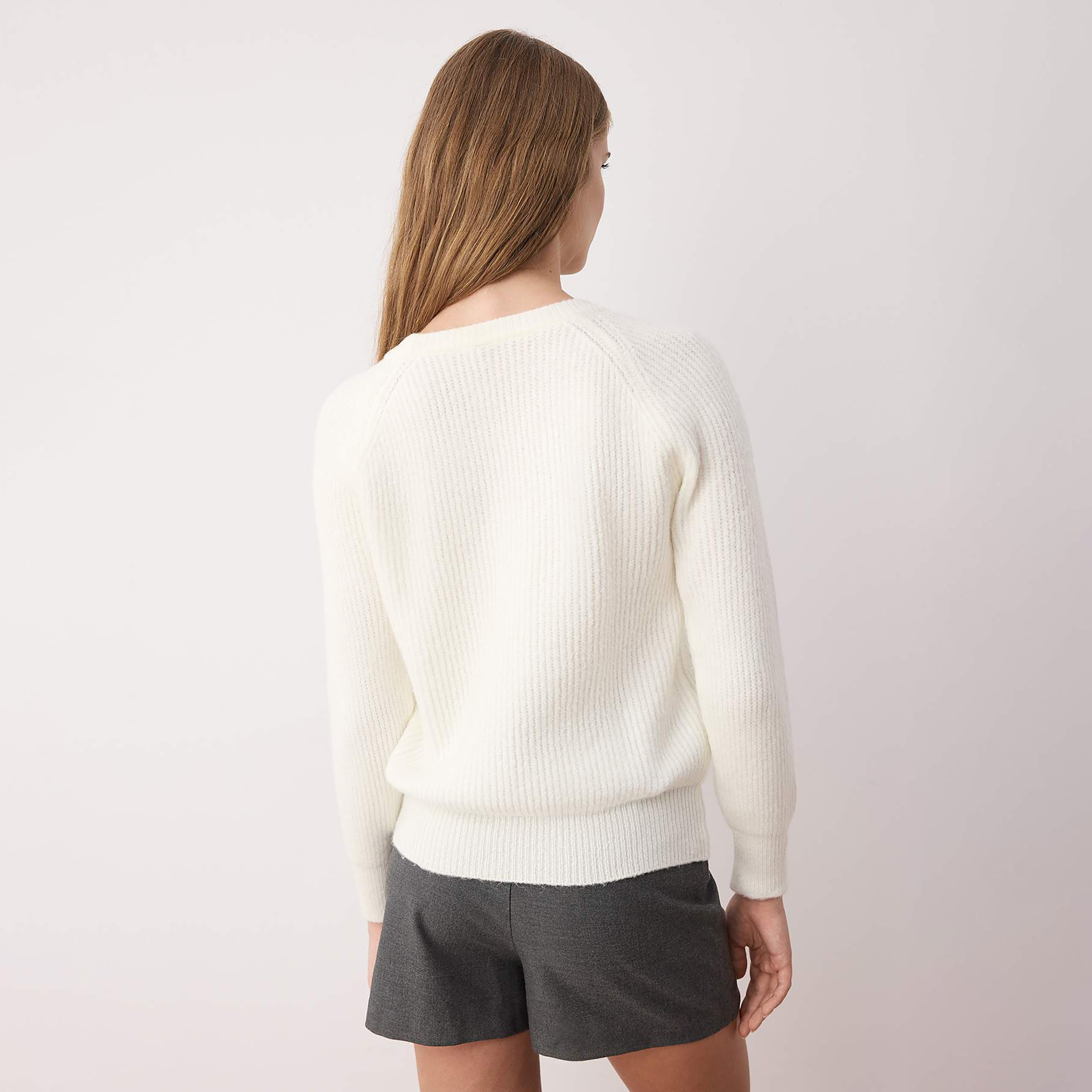 Trendyolmilla White Crystal Detailed Raglan Sleeves Women's Sweater-women-winterwear-cardigansandjumpers-jumpers-image-3