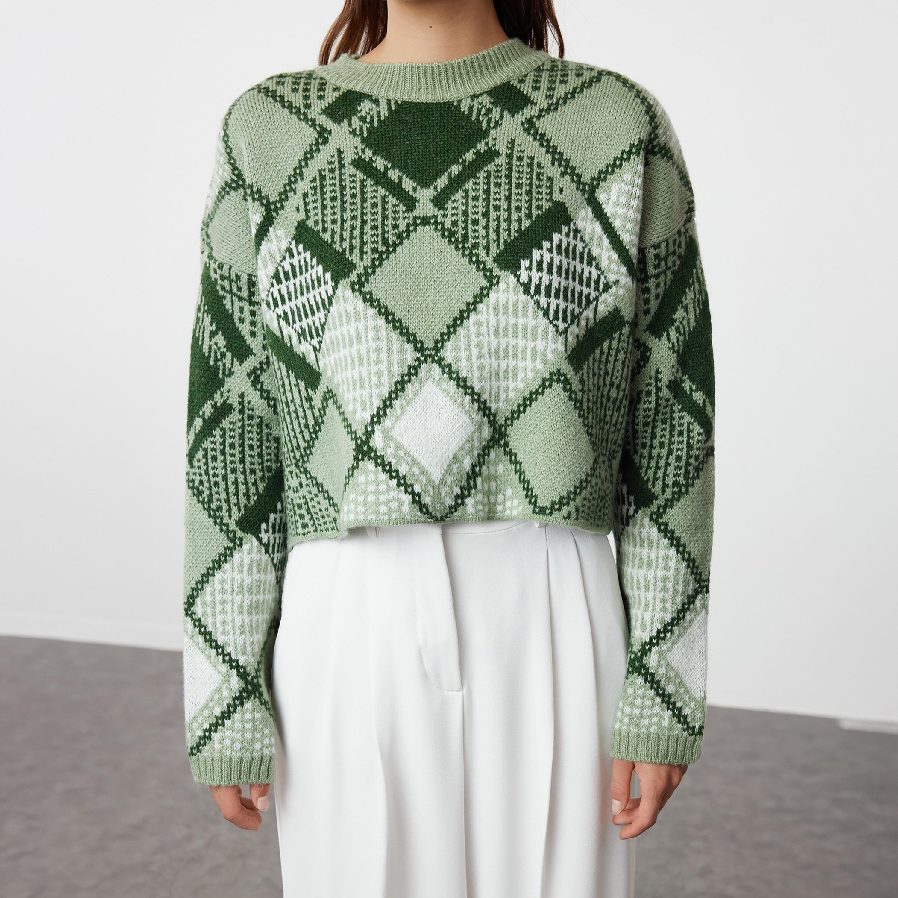 بلوفر حريمي بطبعة هندسية لون المينت وأكمام مسدلة من تريندyol ميلا-women-winterwear-cardigansandjumpers-jumpers-image-3