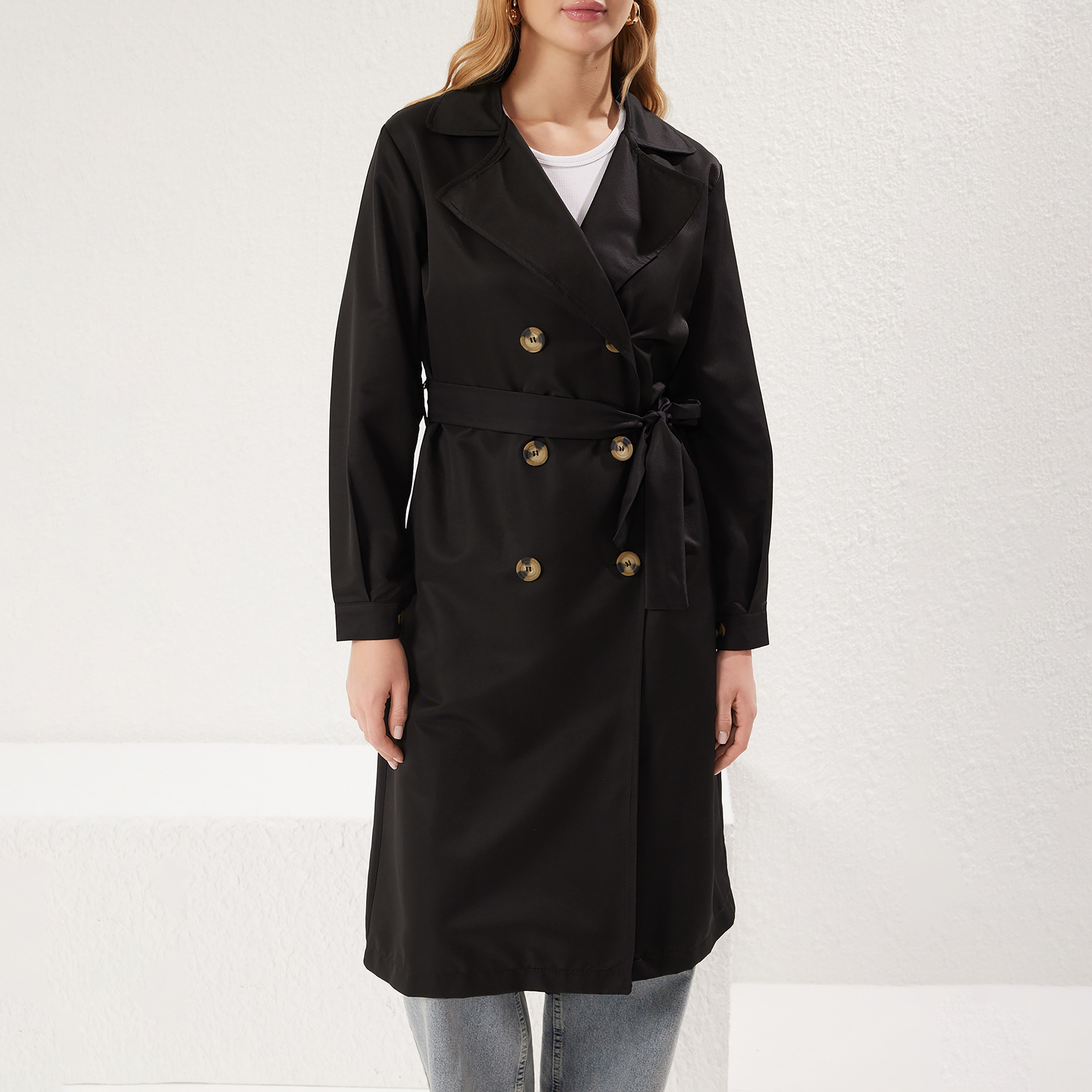 ترينش كوت حريمي بياقة مطوية وأكمام منتفخة من ترendyol-women-winterwear-coatsandjackets-coats-image-6