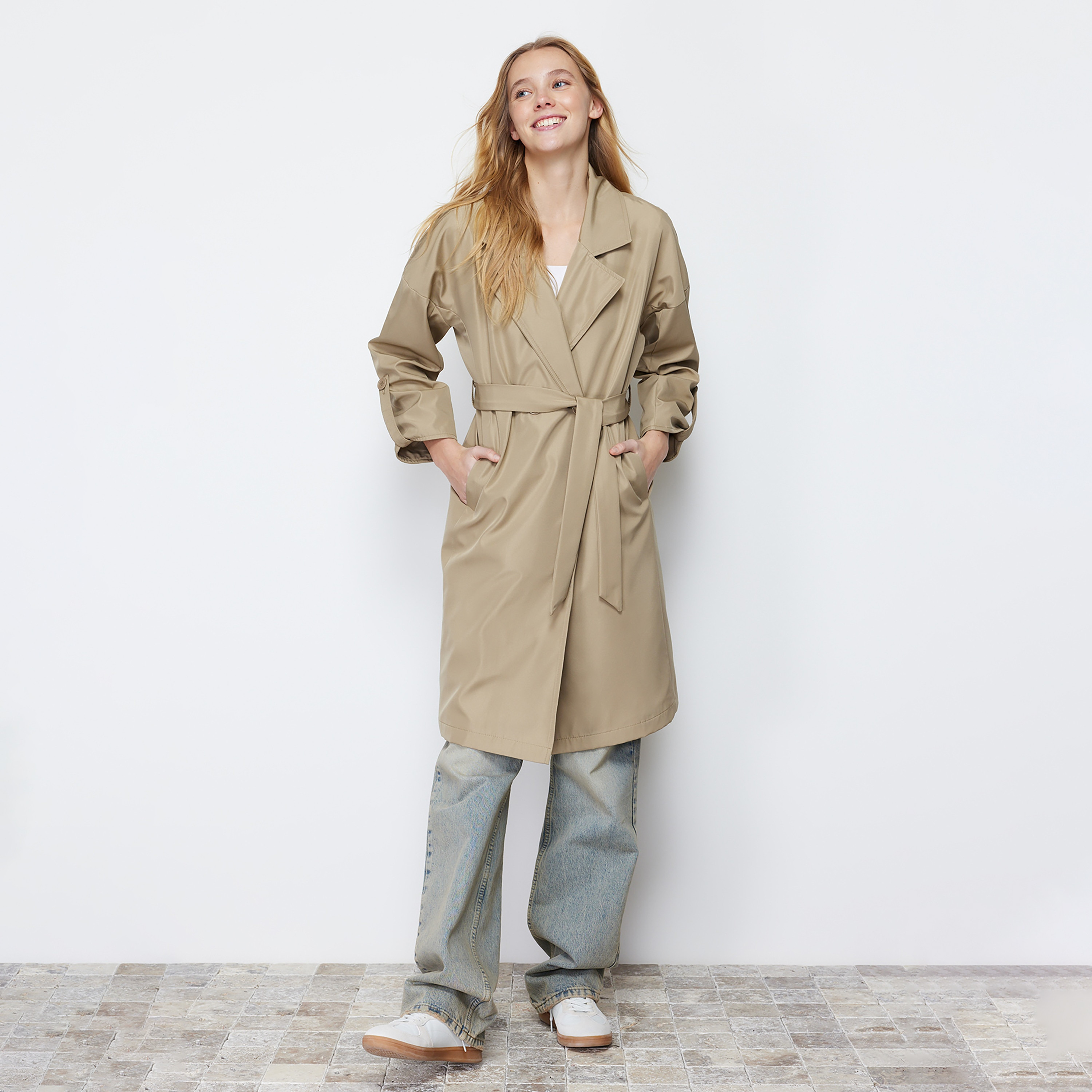 Trendyolmilla Lapel Collared Dropped Sleeves Women's Wrap Style Trench Coat-women-winterwear-coatsandjackets-coats-image-2