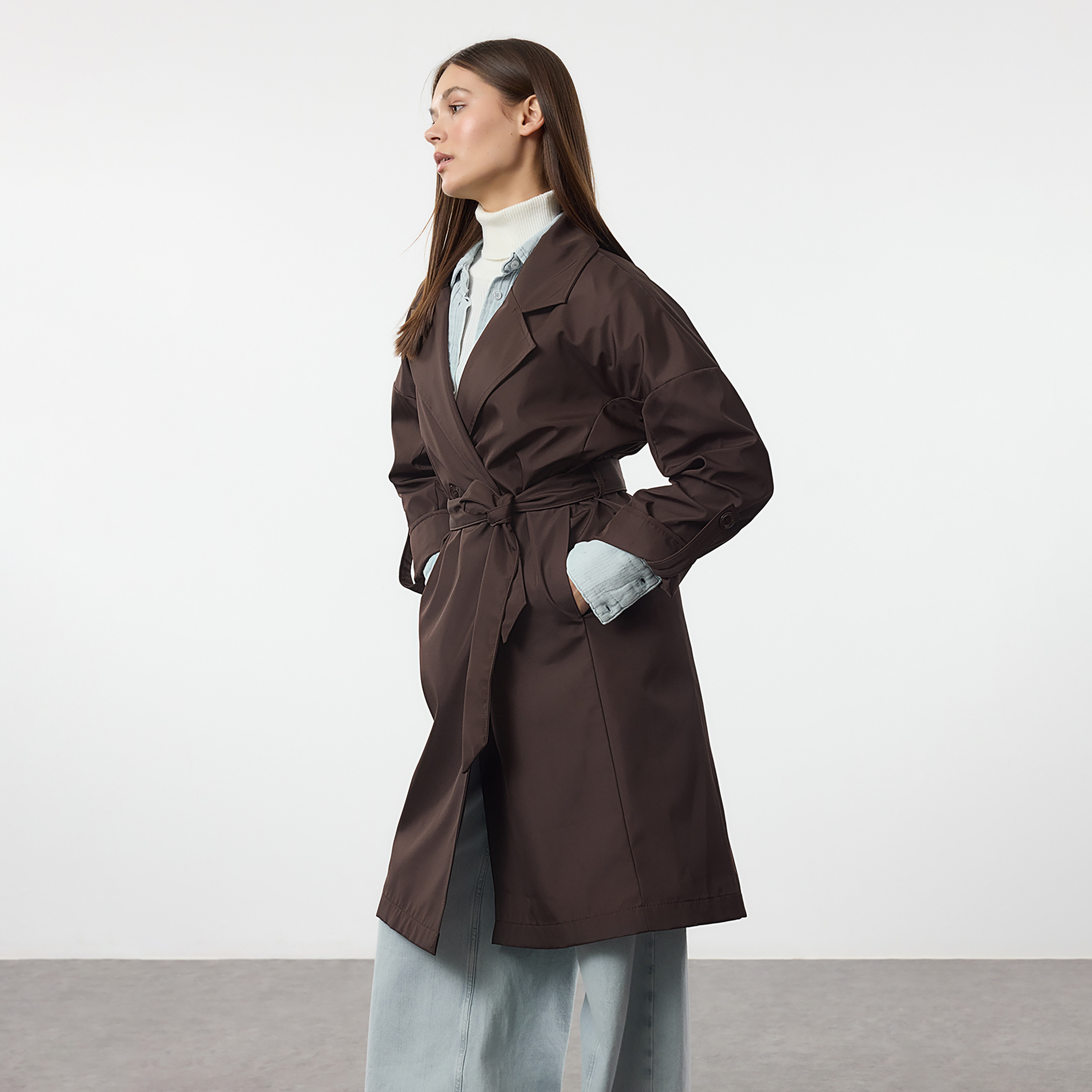 Trendyolmilla Lapel Collared Dropped Sleeves Women's Wrap Style Trench Coat-women-winterwear-coatsandjackets-coats-image-4