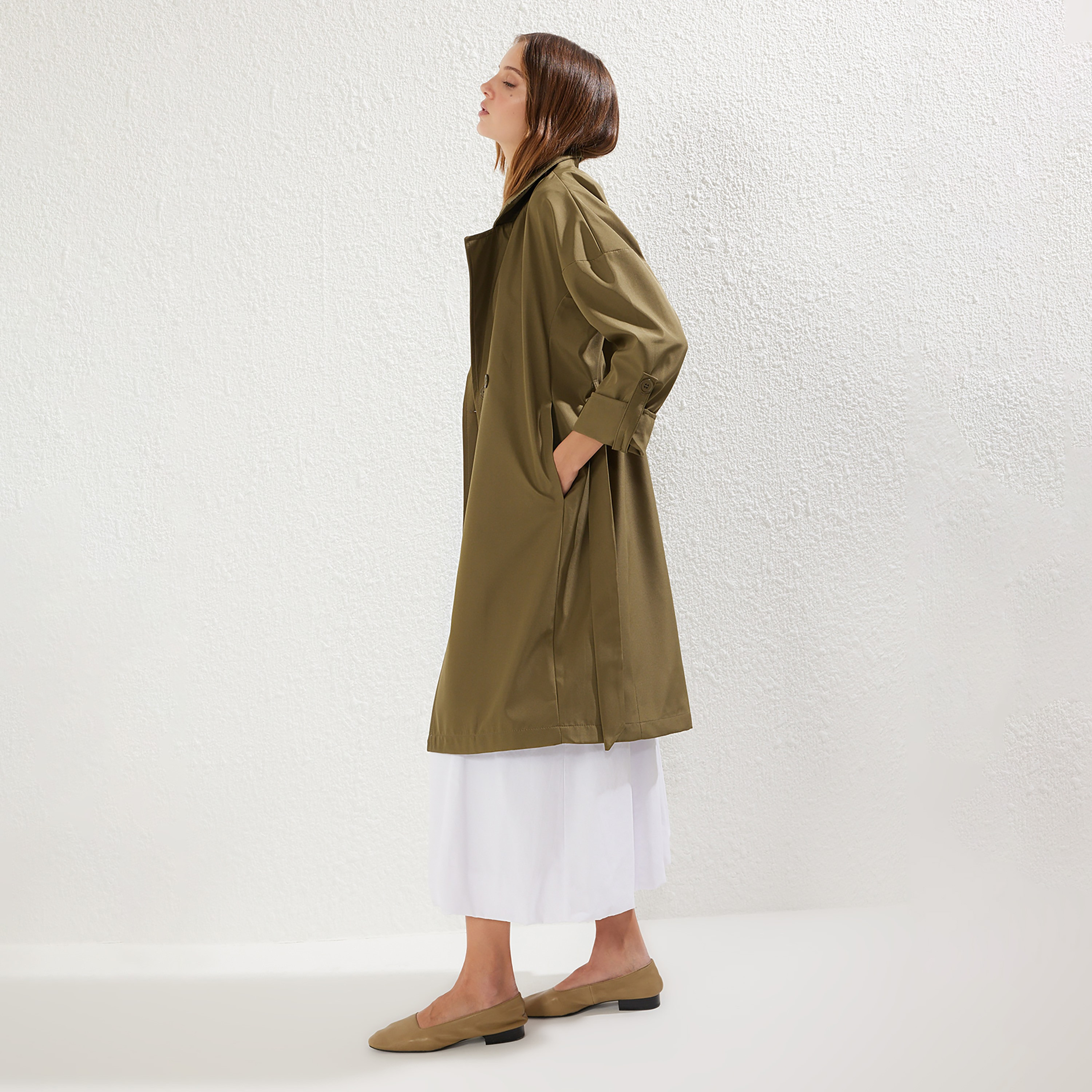 Trendyolmilla Lapel Collared Dropped Sleeves Women's Wrap Style Trench Coat-women-winterwear-coatsandjackets-coats-image-2