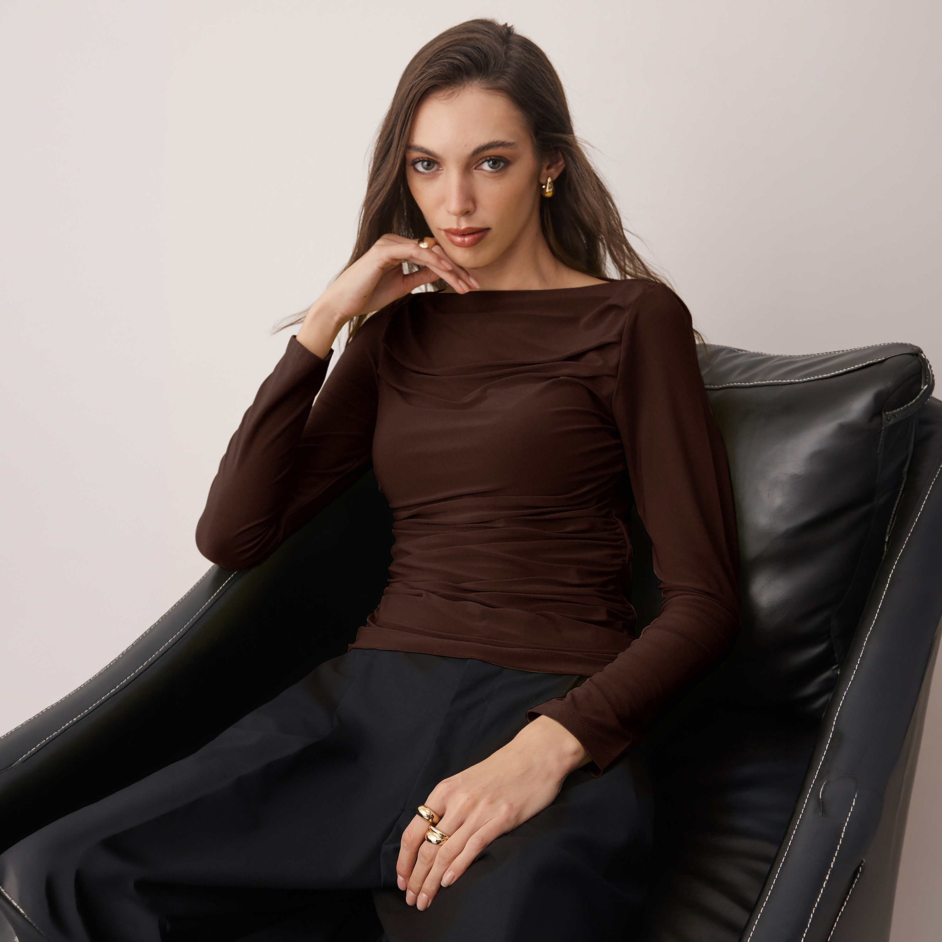 توب حريمي بكشكش وأكمام ضيقة من ترينديول ميلا-women-clothing-shirtsandblouses-blouses-image-4