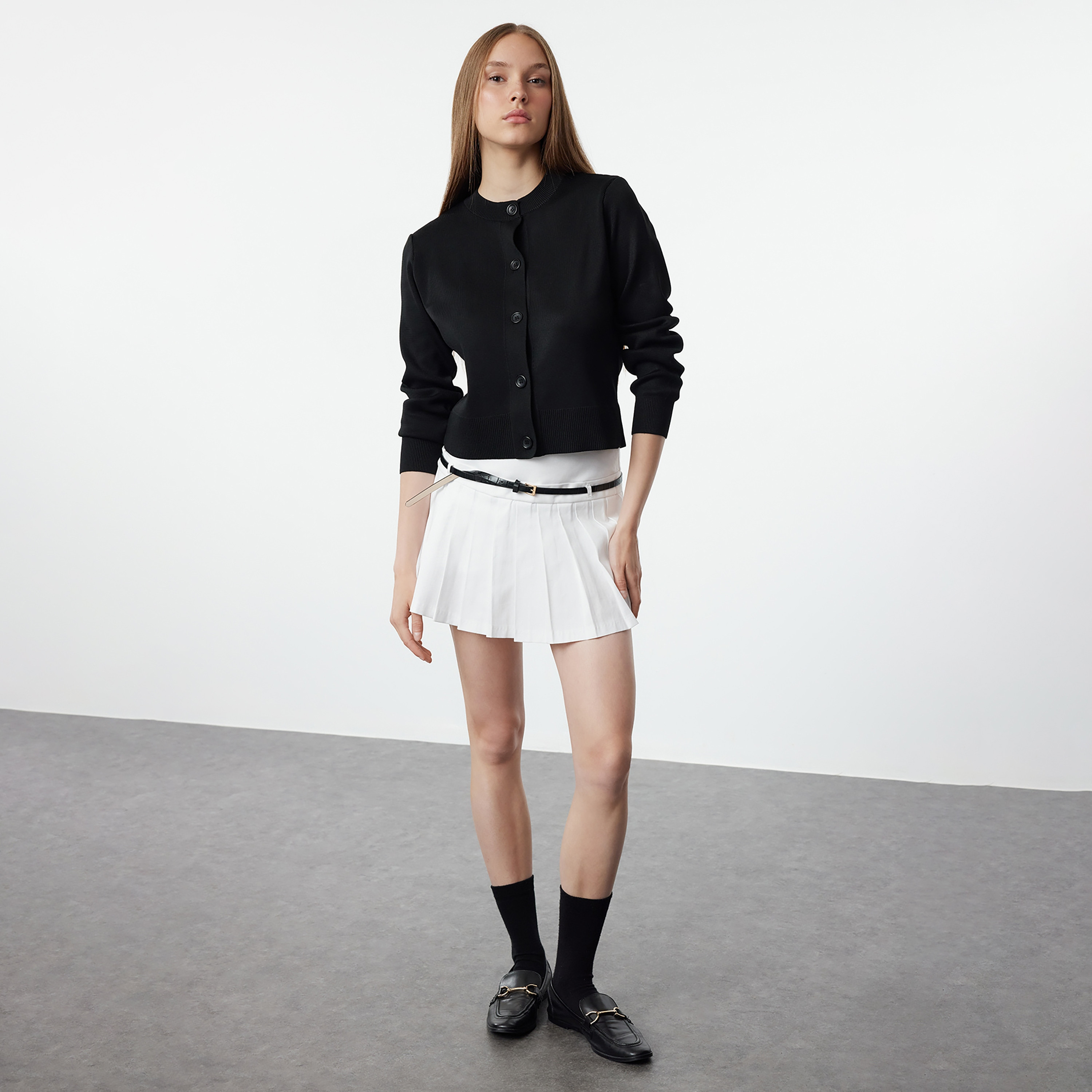 كارديجان حريمي أسود من ترينديول ميلا-women-winterwear-cardigansandjumpers-cardigans-image-2