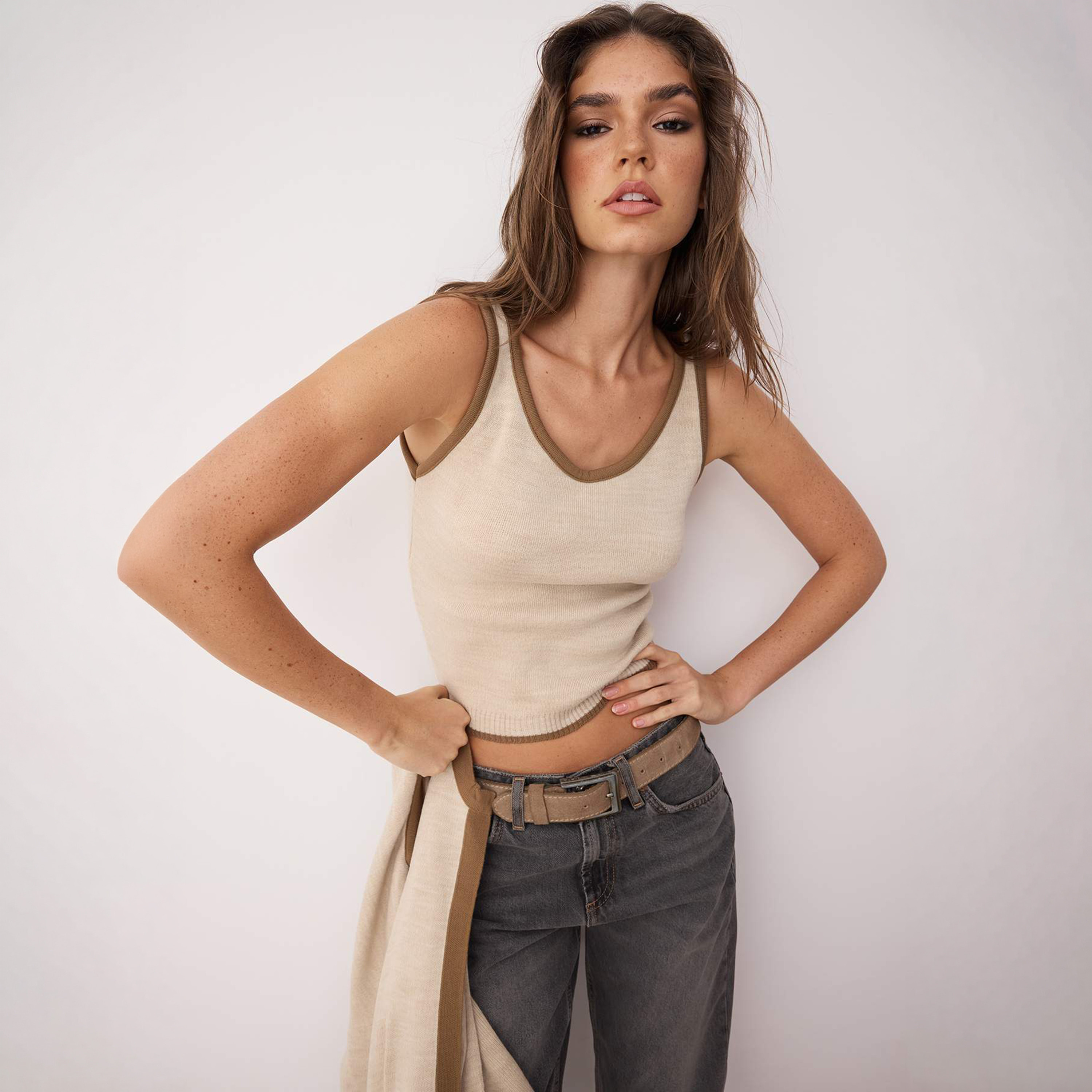 Trendyolmilla Contrast Trim Dropped Sleeves Women's Tank Top & Cardigan Set-women-winterwear-cardigansandjumpers-cardigans-image-4