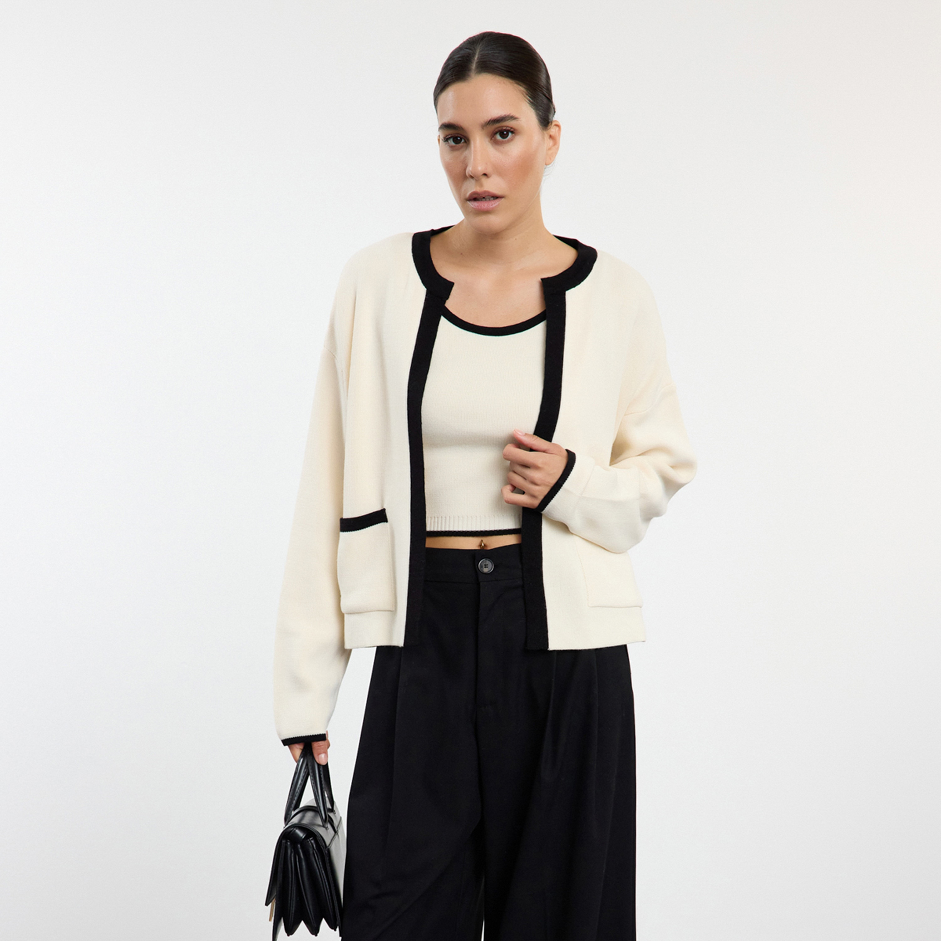 Trendyolmilla Contrast Trim Dropped Sleeves Women's Tank Top & Cardigan Set-women-winterwear-cardigansandjumpers-cardigans-image-1
