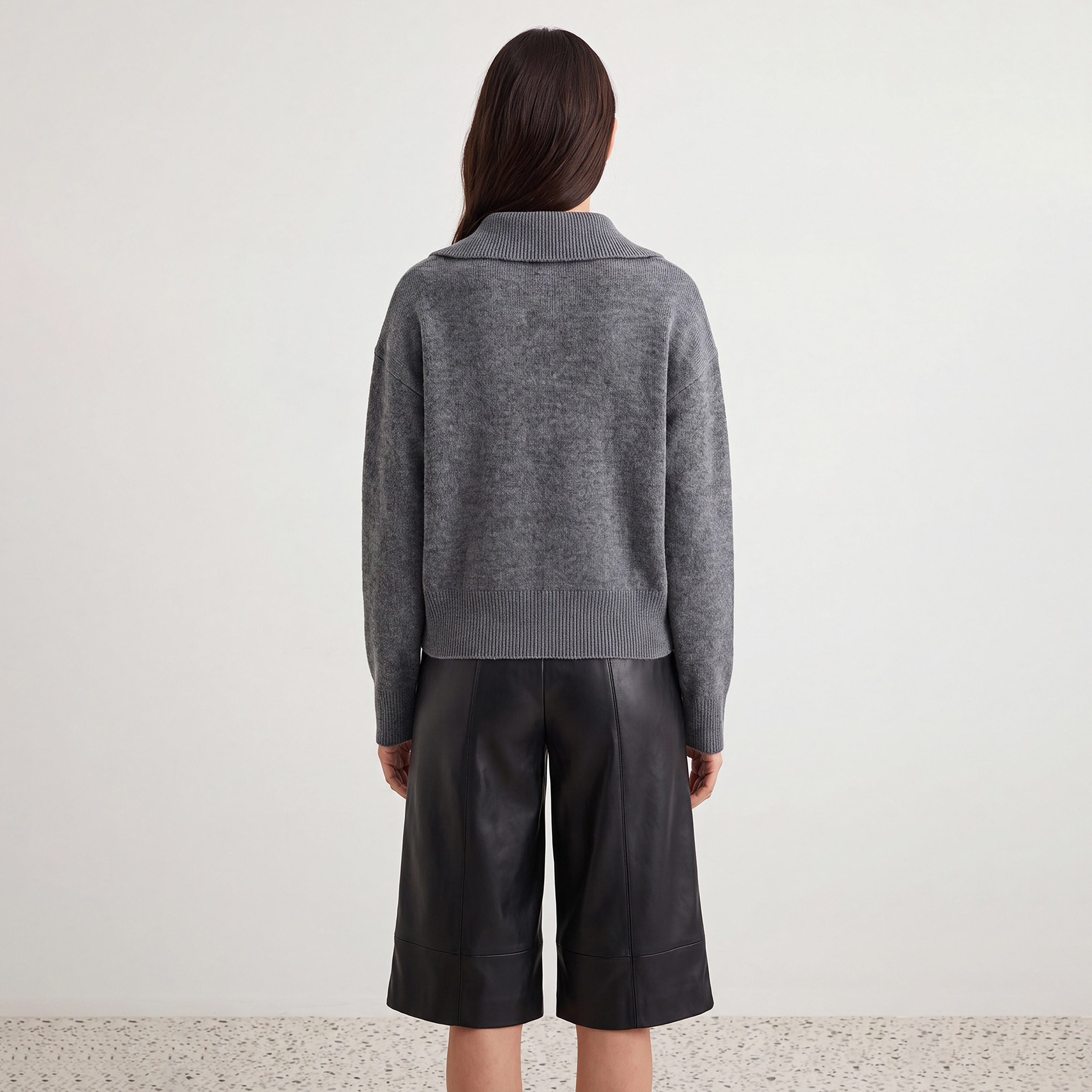 كارديجان حريمي رمادي بياقة وأكمام منسدلة من تريندyol ميلا-women-winterwear-cardigansandjumpers-cardigans-image-4