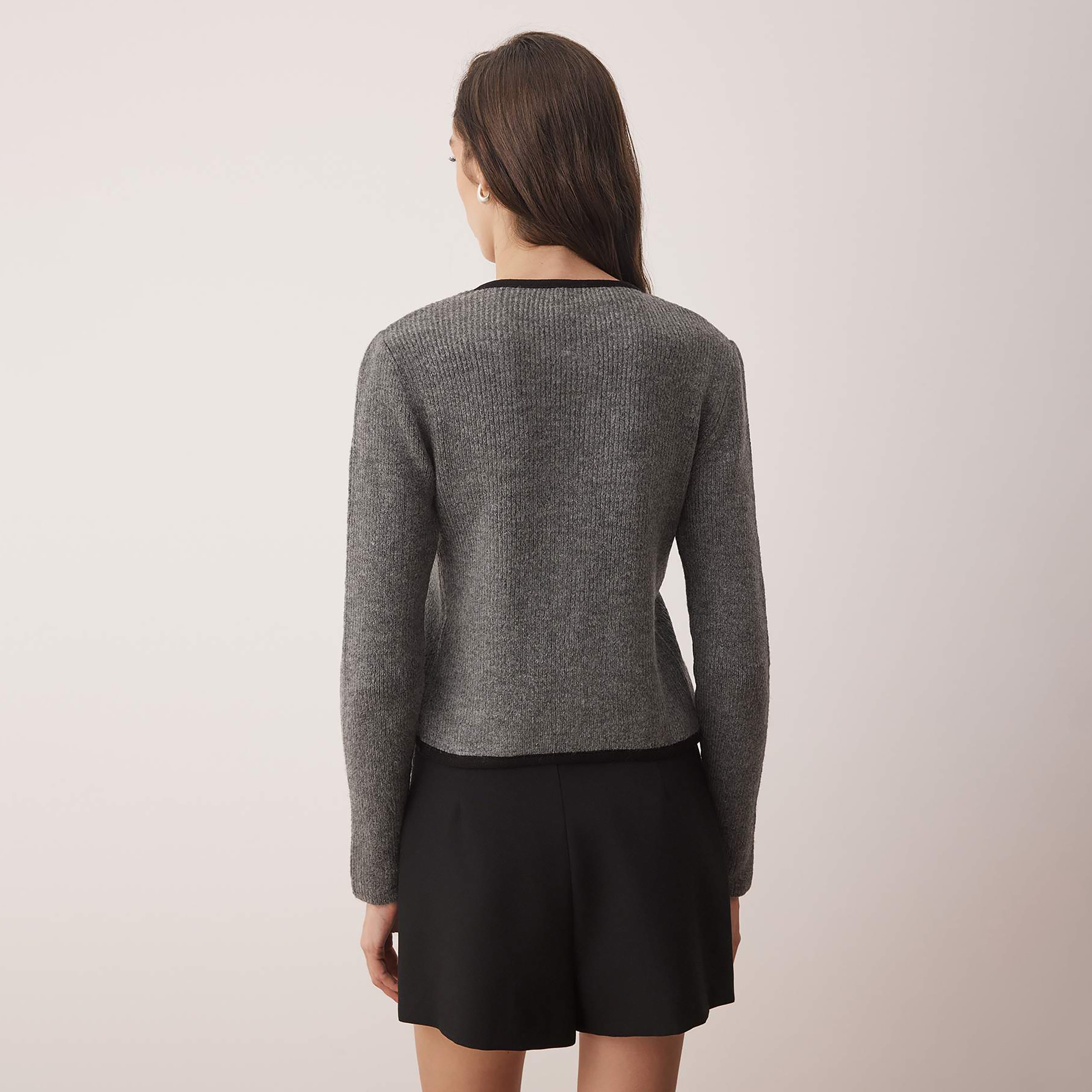 كارديجان حريمي رمادي بملمس مضلع من ترينديول ميلا-women-winterwear-cardigansandjumpers-cardigans-image-4