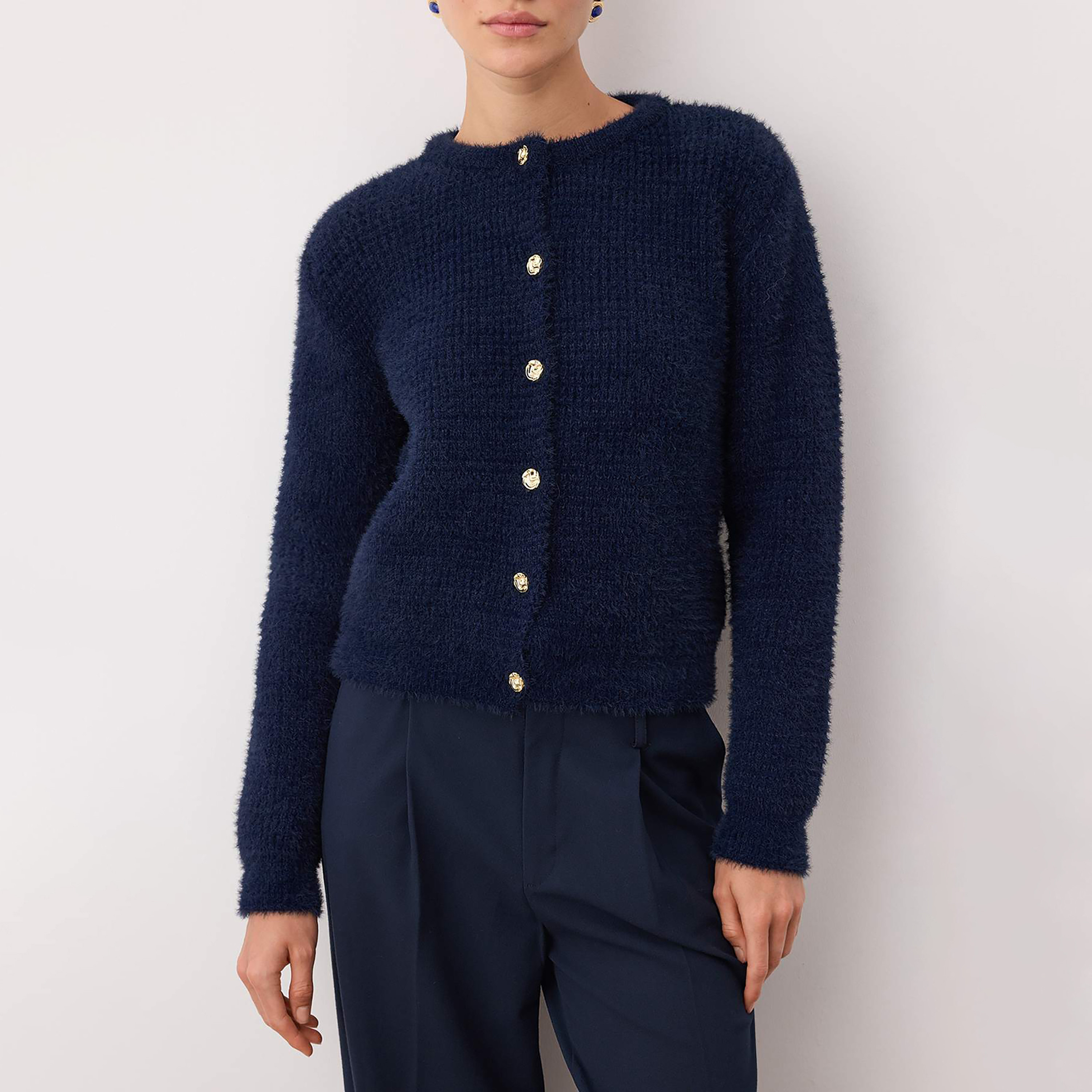 كارديجان حريمي بملمس بارز باللون الكحلي من تريندyolميلا-women-winterwear-cardigansandjumpers-cardigans-image-4