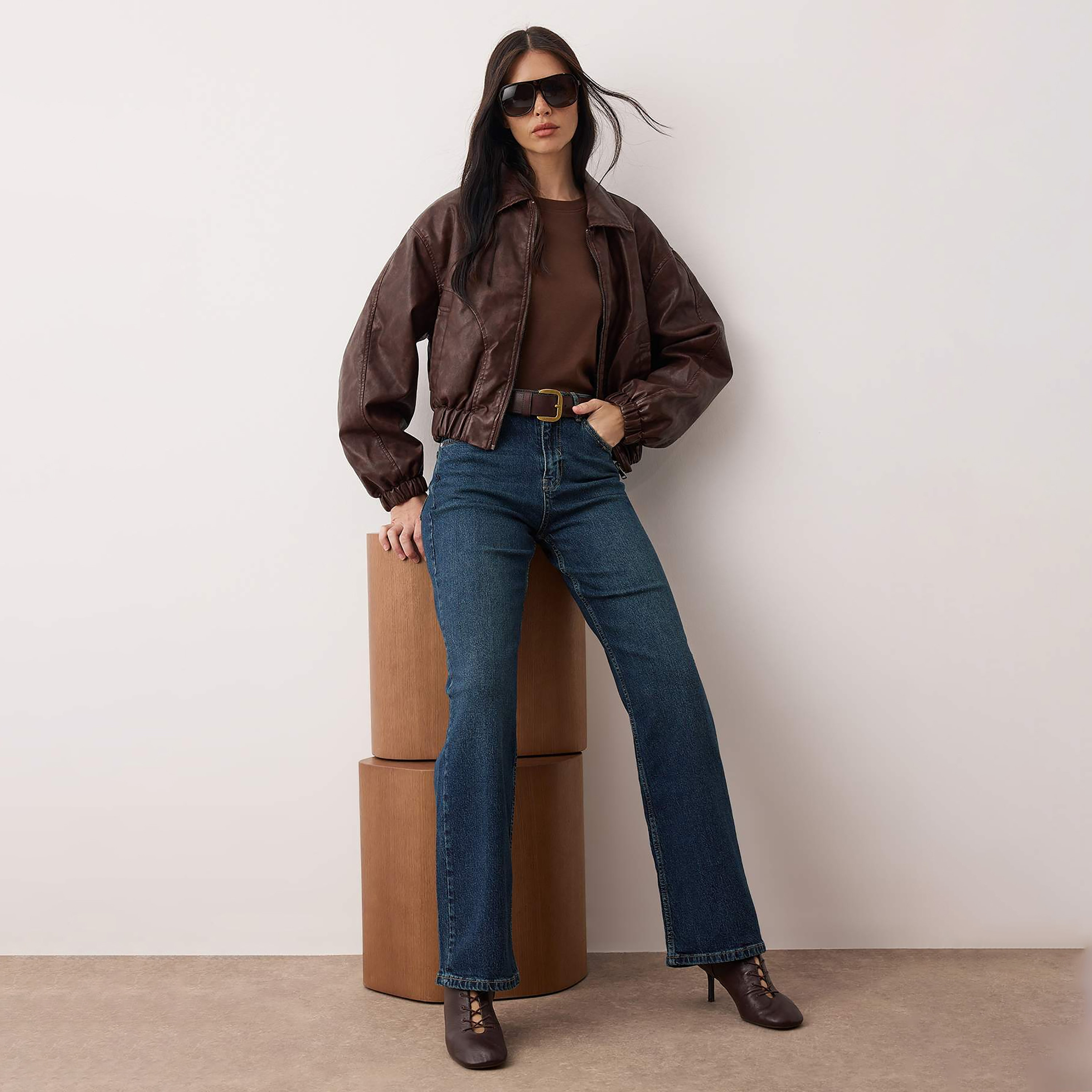 جينز حريمي مستقيم باللون الأزرق من ترينديول ميلا-women-clothing-jeans-image-2