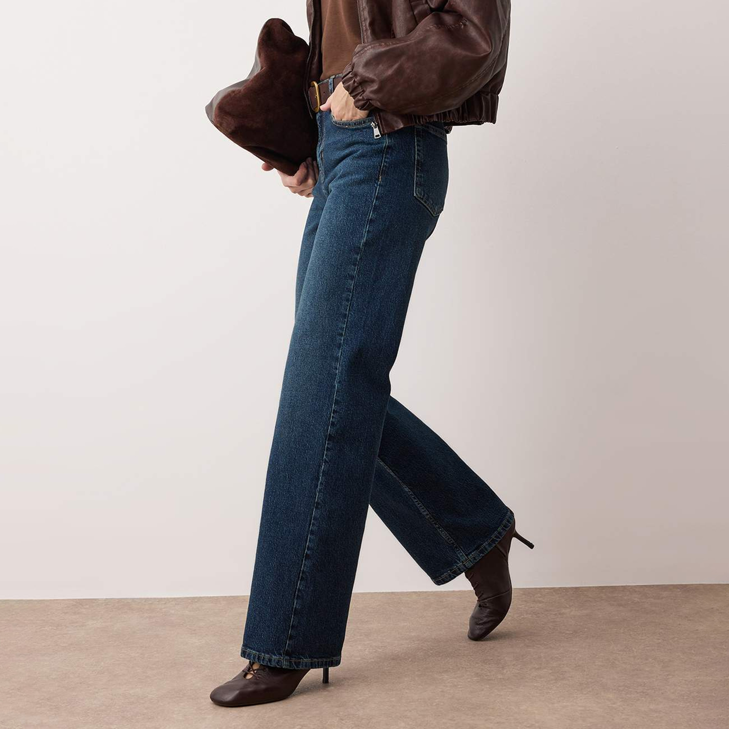 جينز حريمي مستقيم باللون الأزرق من ترينديول ميلا-women-clothing-jeans-image-3