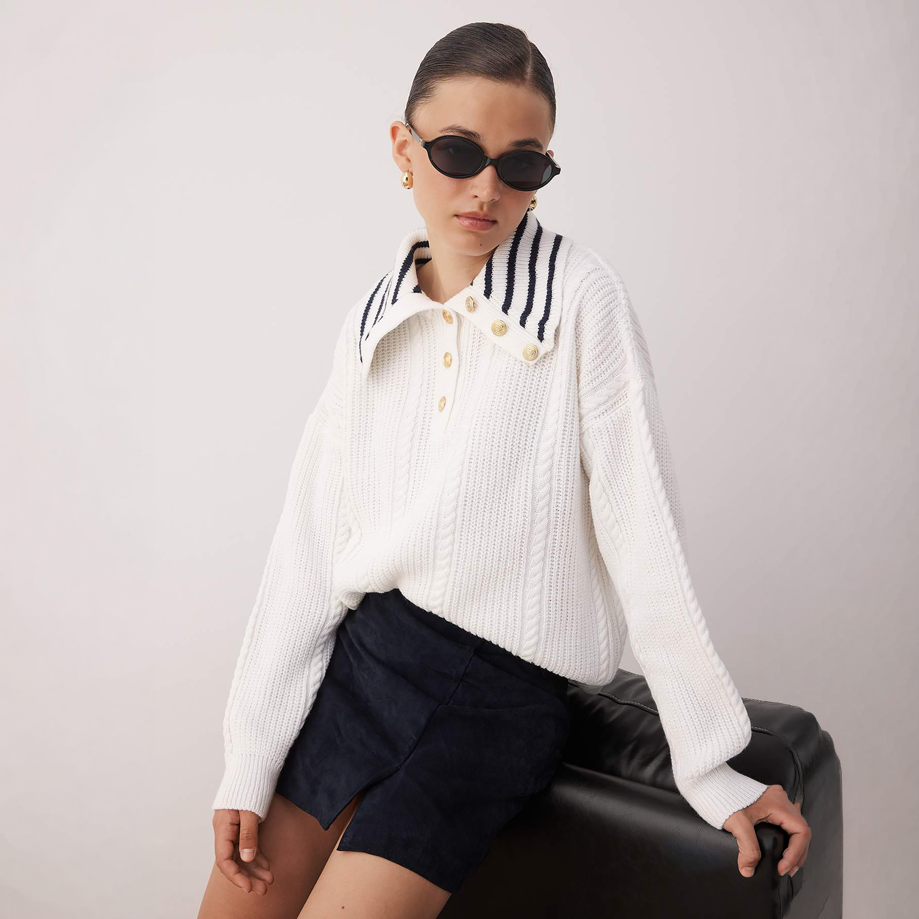Trendyolmilla White Cable Knitted Collared Dropped Sleeves Women's Sweater-women-winterwear-cardigansandjumpers-jumpers-image-4