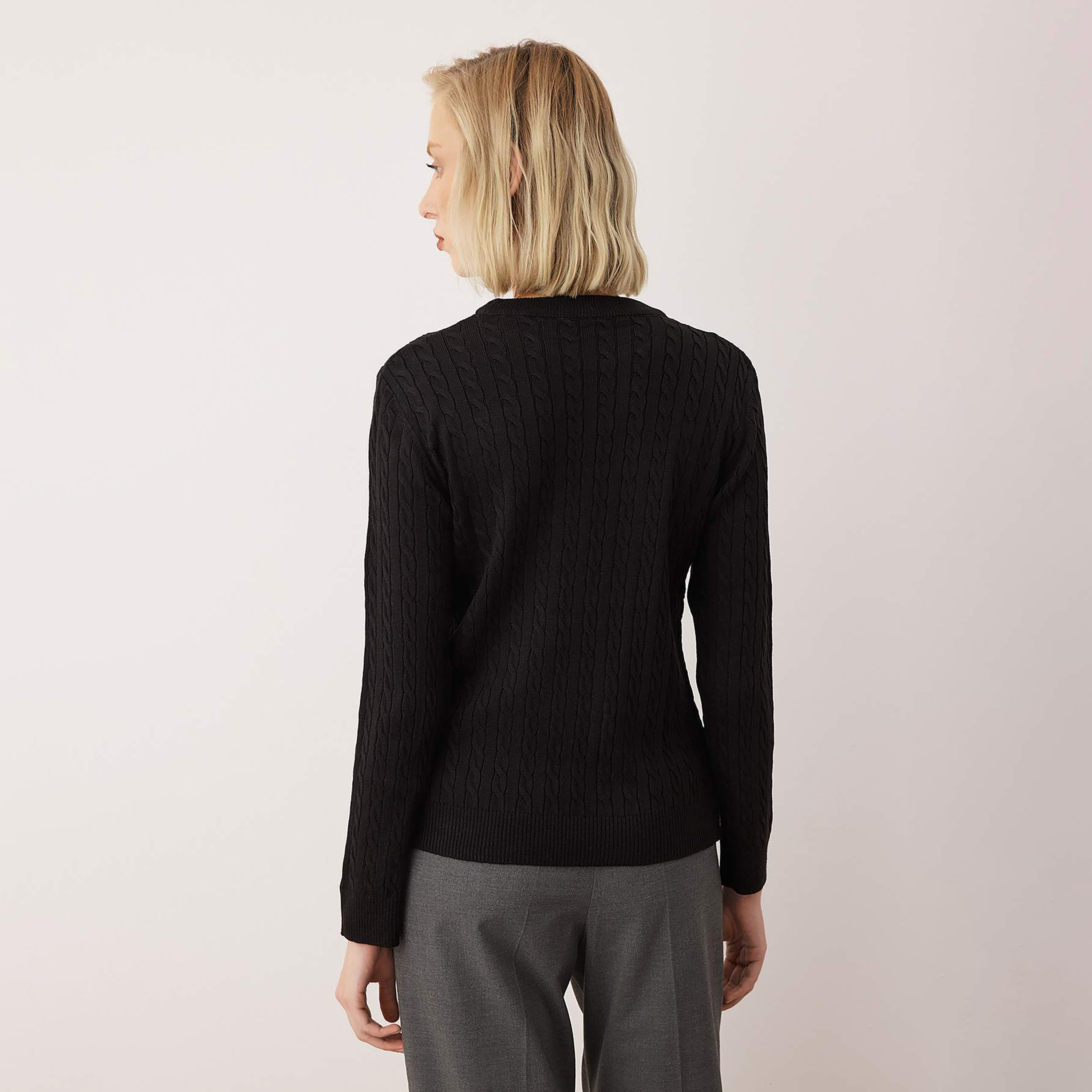 بلوفر حريمي بنقشة الضفيرة المحبوكة من تريندyol ميلا-women-winterwear-cardigansandjumpers-jumpers-image-3
