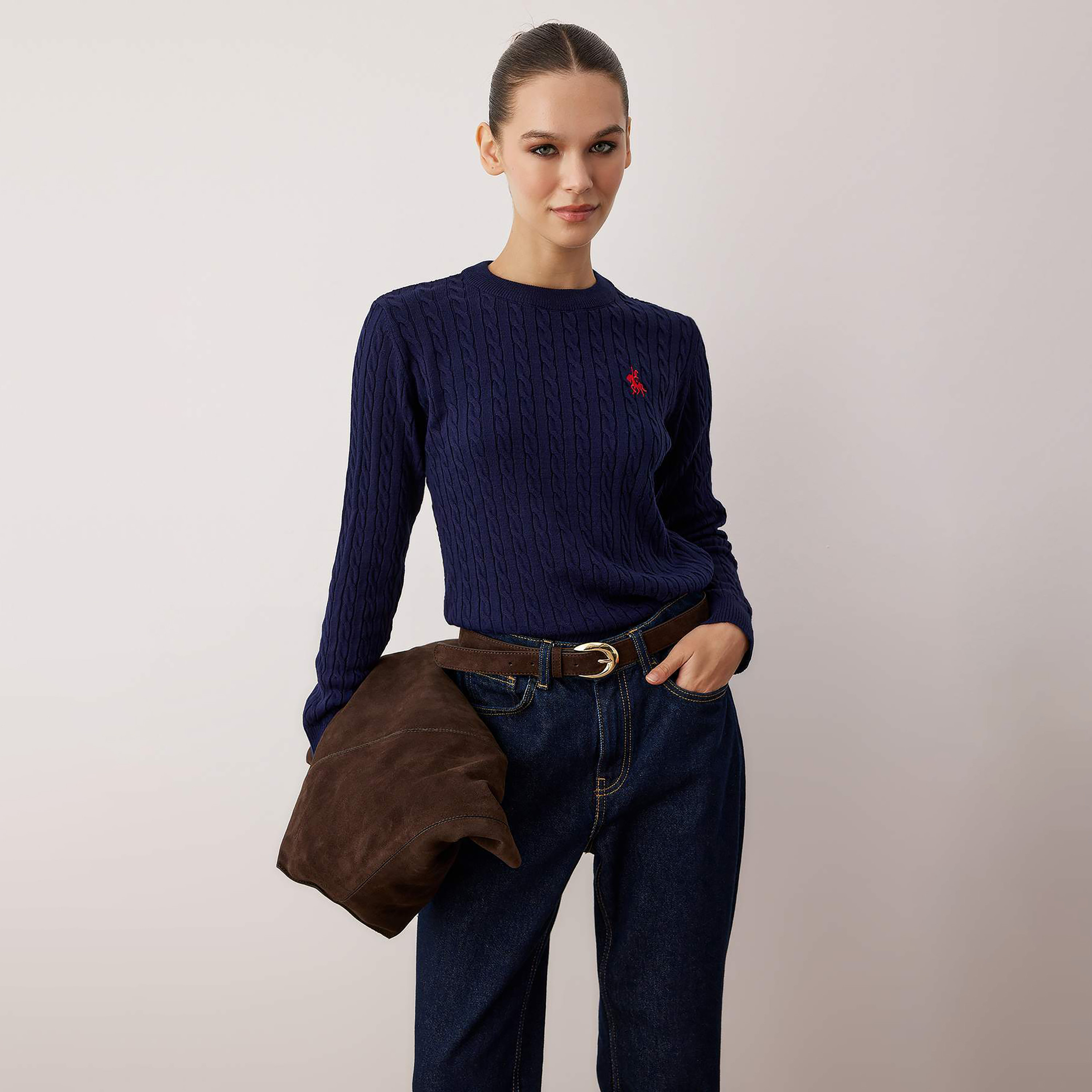 بلوفر حريمي بنقشة الضفيرة المحبوكة من تريندyol ميلا-women-winterwear-cardigansandjumpers-jumpers-image-1