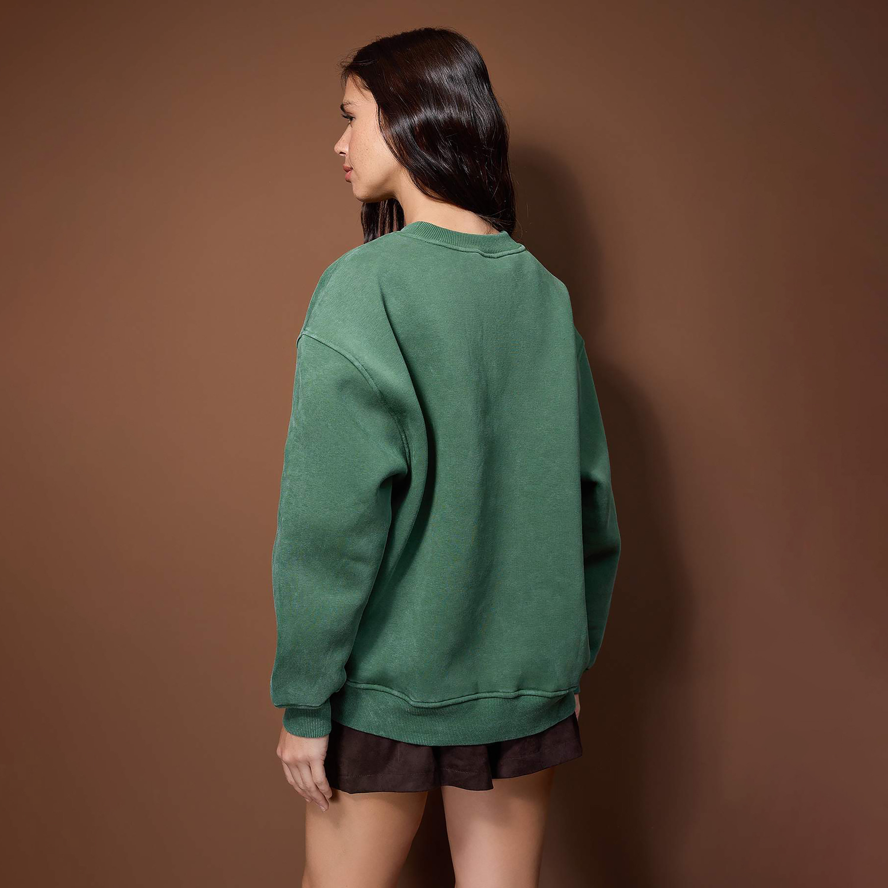 سويت شيرت حريمي أخضر بطبعة جرافيك وأكمام منسدلة من تريندyول ميلا-women-clothing-hoodiesandsweatshirts-sweatshirts-image-3