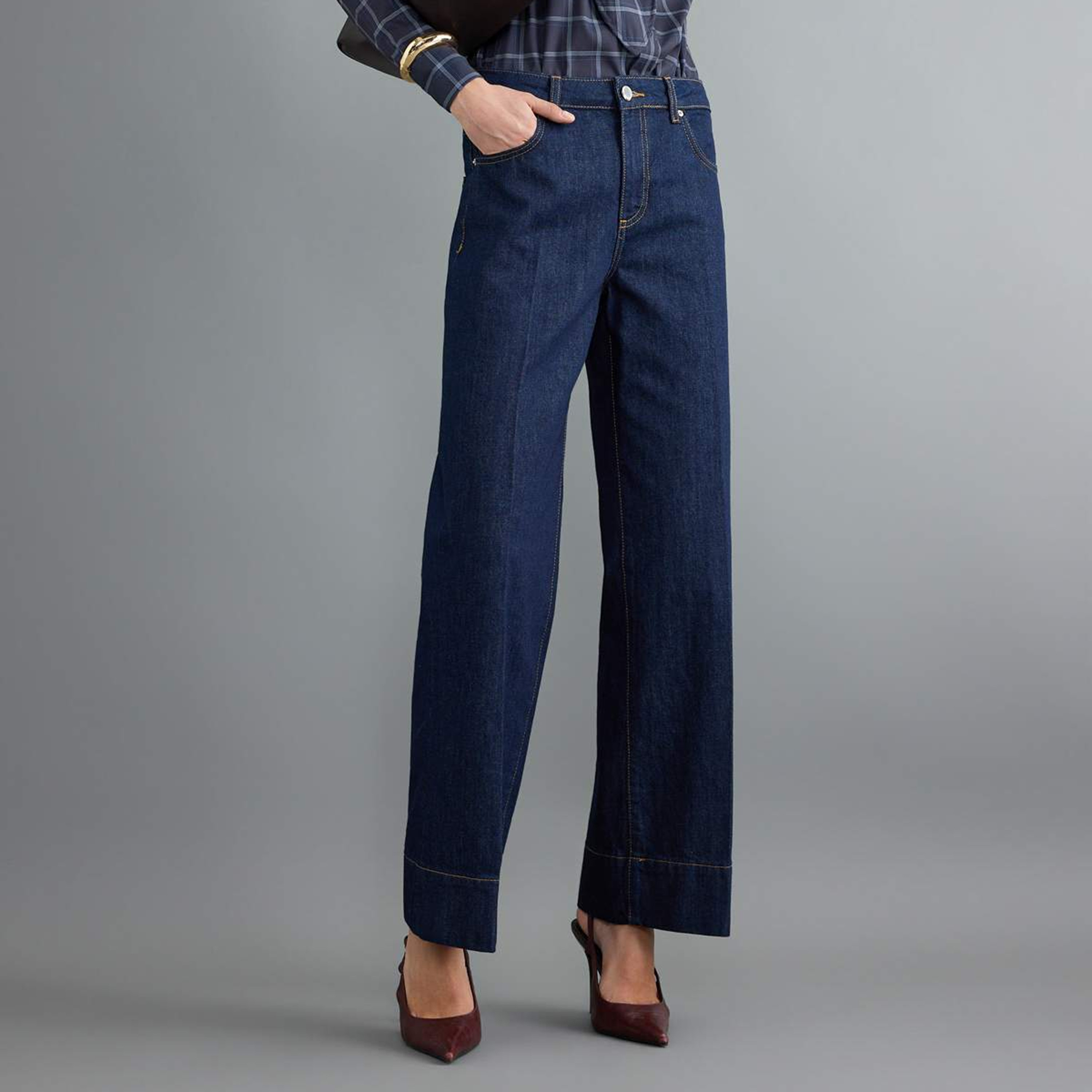 جينز مستقيم حريمي أزرق من قماش القطن من ترينديول ميلا-women-clothing-jeans-image-1