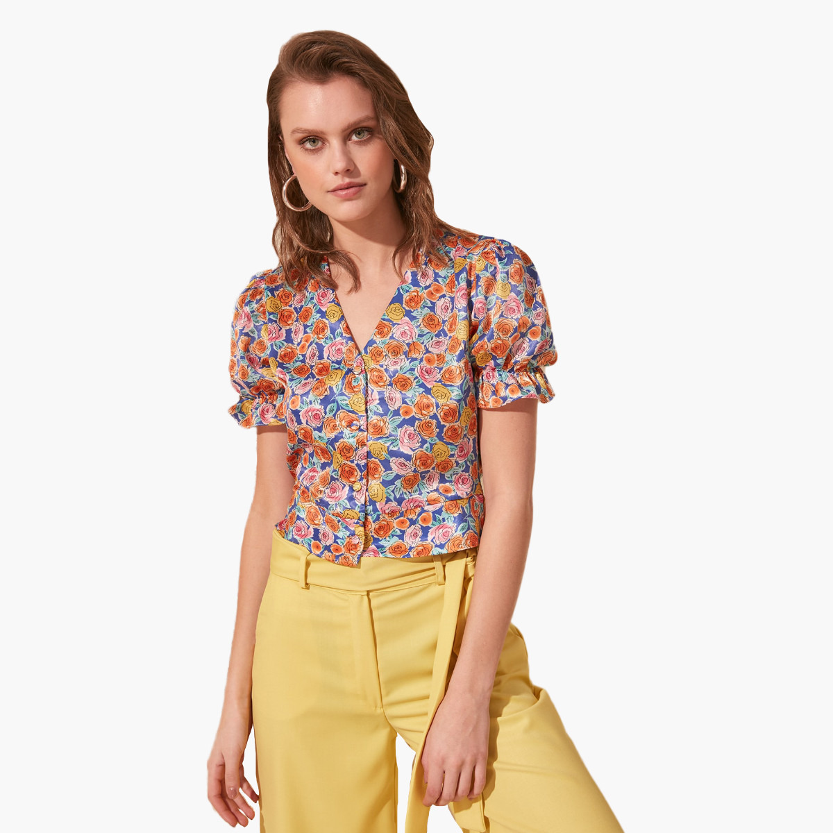 Trendyol Floral Print Top with V-neck and Puff Sleeves-women-clothing-shirtsandblouses-blouses-image-3