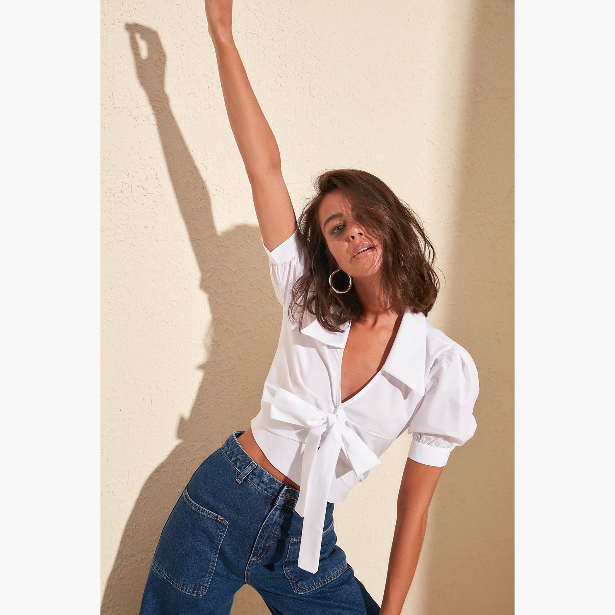 Trendyol Solid V-neck Top with Short Sleeves-women-clothing-shirtsandblouses-blouses-image-2