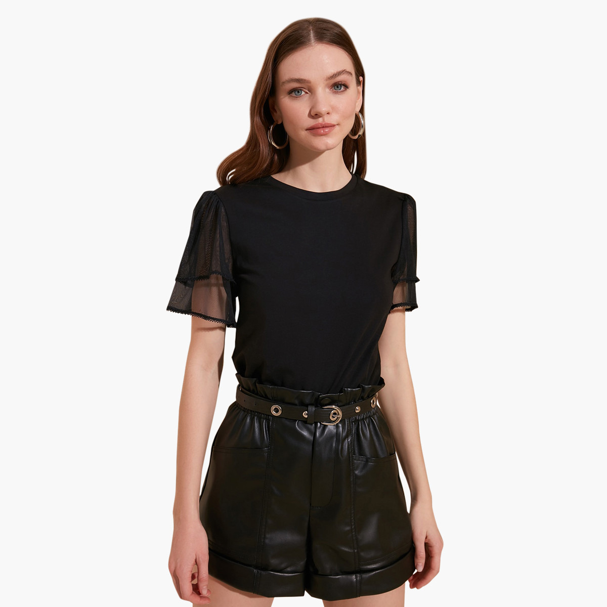 Trendyol Solid Round Neck Top with Short Sleeves-women-clothing-tshirts-image-1