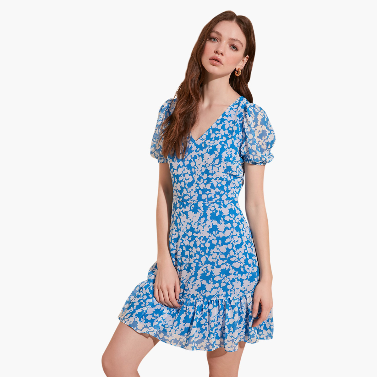 فستان قصير آيه لاين بطبعات وأكمام قصيرة وياقة V من ترينديول-women-clothing-dresses-image-3