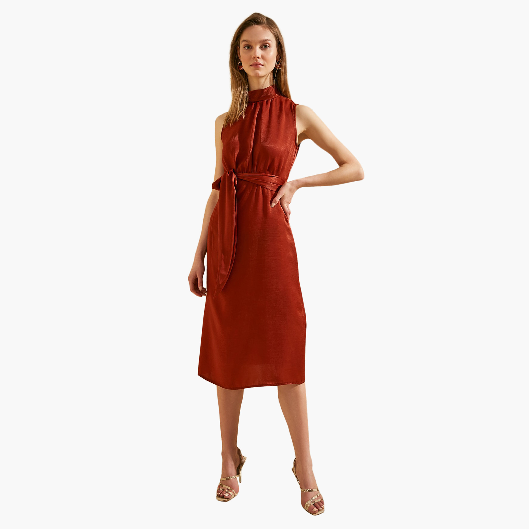 فستان ميدي واسع بدون أكمام وبياقة طوق وأربطة على الخصر من ترينديول-women-clothing-dresses-image-1