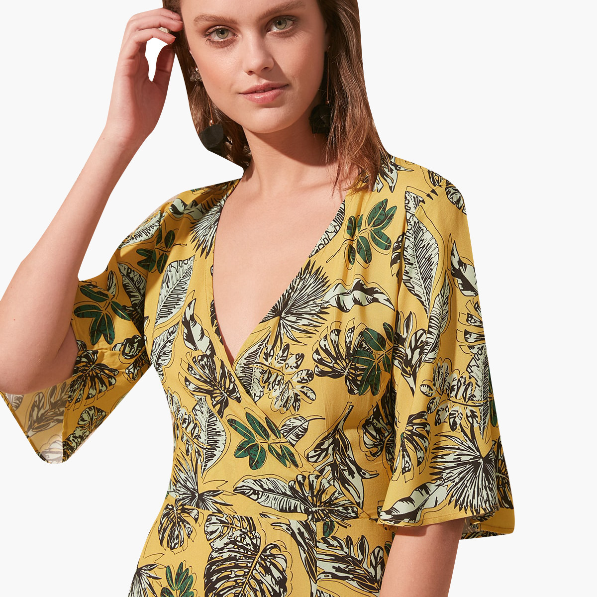Trendyol Floral Print Midi A-line Dress with V-neck and Flared Sleeves-women-clothing-dresses-image-3