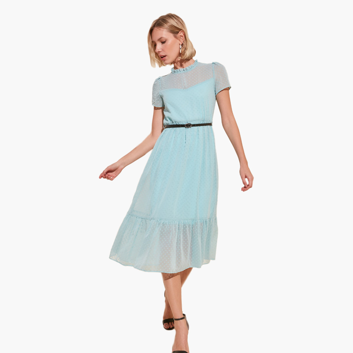 فستان ميدي منقط برقبة كشكش من ترينديول-women-clothing-dresses-image-9