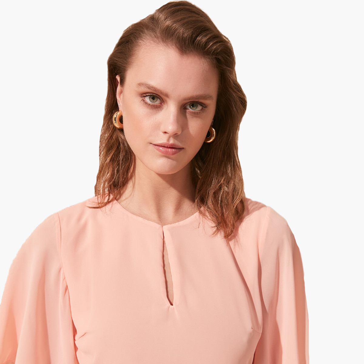 فستان ميني منسدل بتفاصيل كشكش وأكمام لامعة من ترينديول-women-clothing-dresses-image-7
